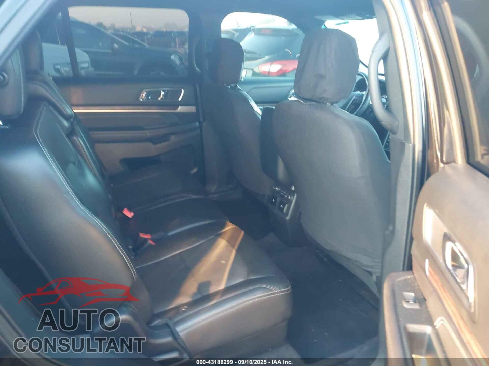 FORD EXPLORER 2018 - 1FM5K7F86JGB66792