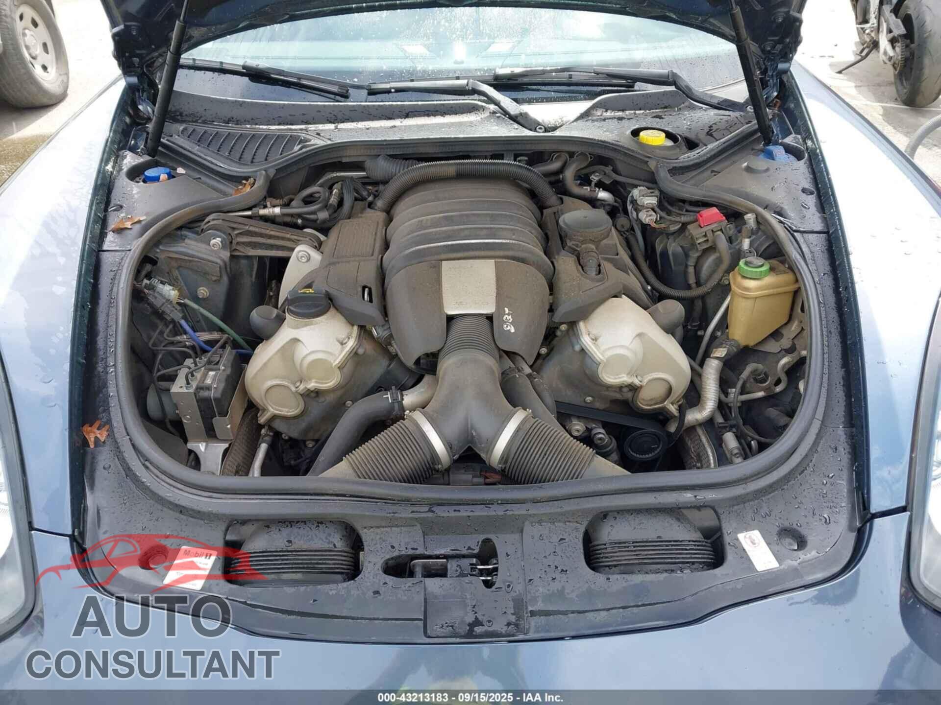 PORSCHE PANAMERA 2015 - WP0AA2A73FL002597