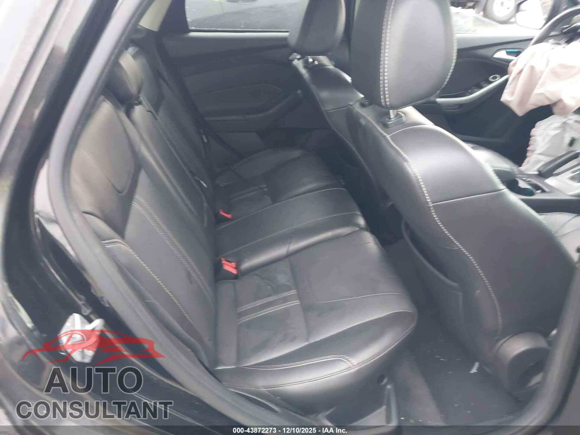 FORD FOCUS 2014 - 1FADP3F23EL259715