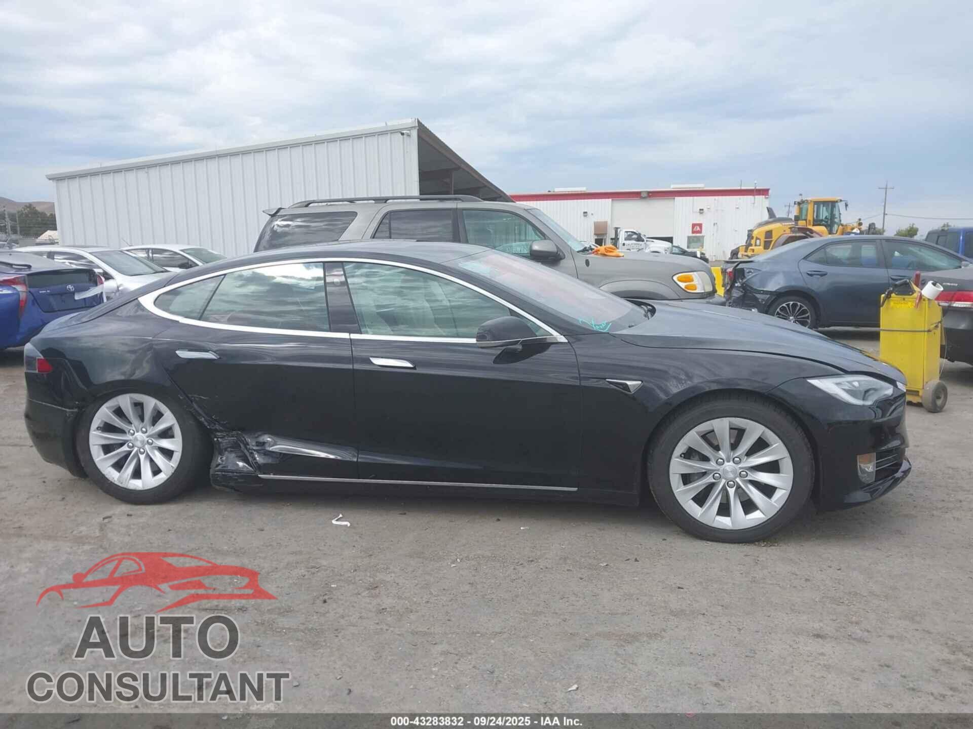 TESLA MODEL S 2017 - 5YJSA1E15HF227629