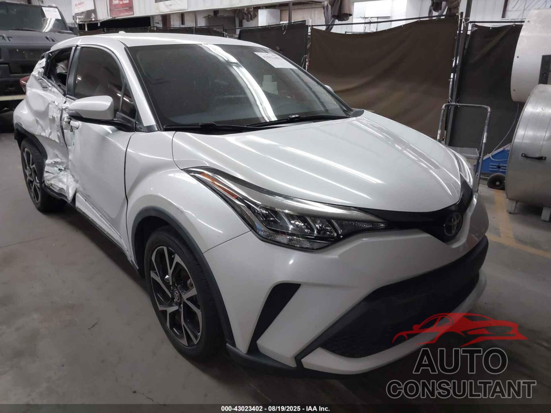 TOYOTA C-HR 2020 - JTNKHMBX1L1088490