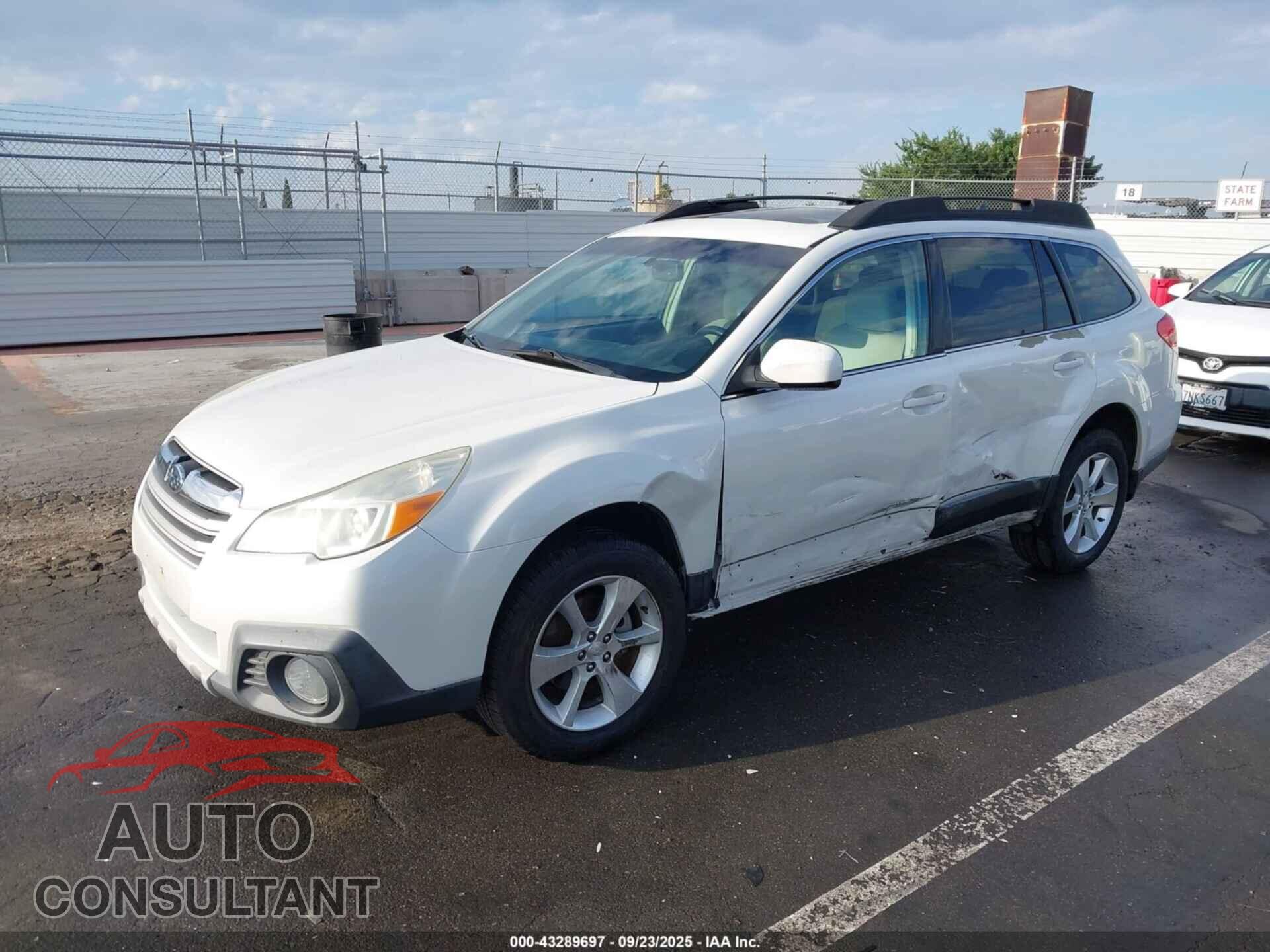 SUBARU OUTBACK 2013 - 4S4BRBLC4D3295443