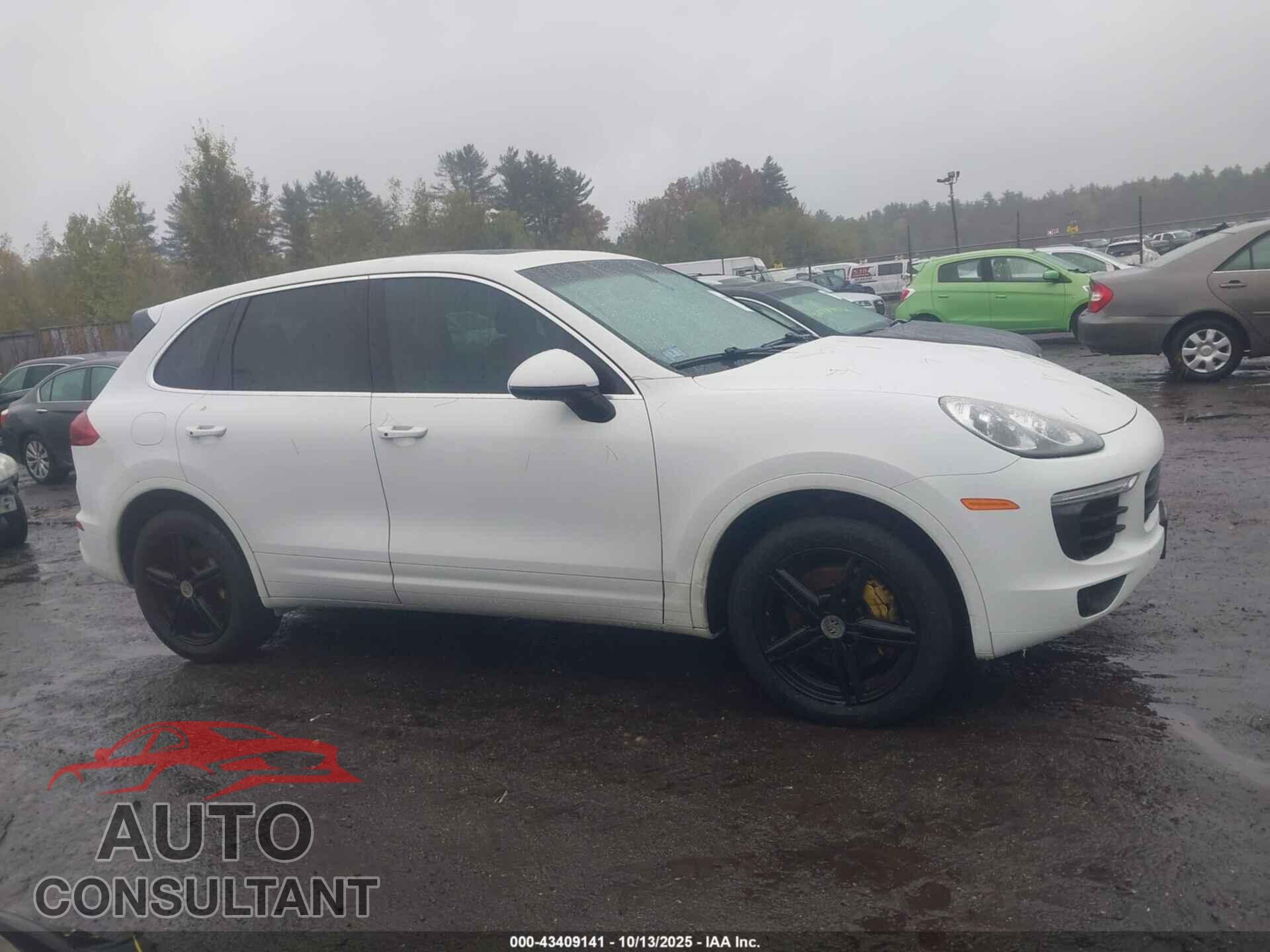 PORSCHE CAYENNE 2016 - WP1AB2A26GLA93382