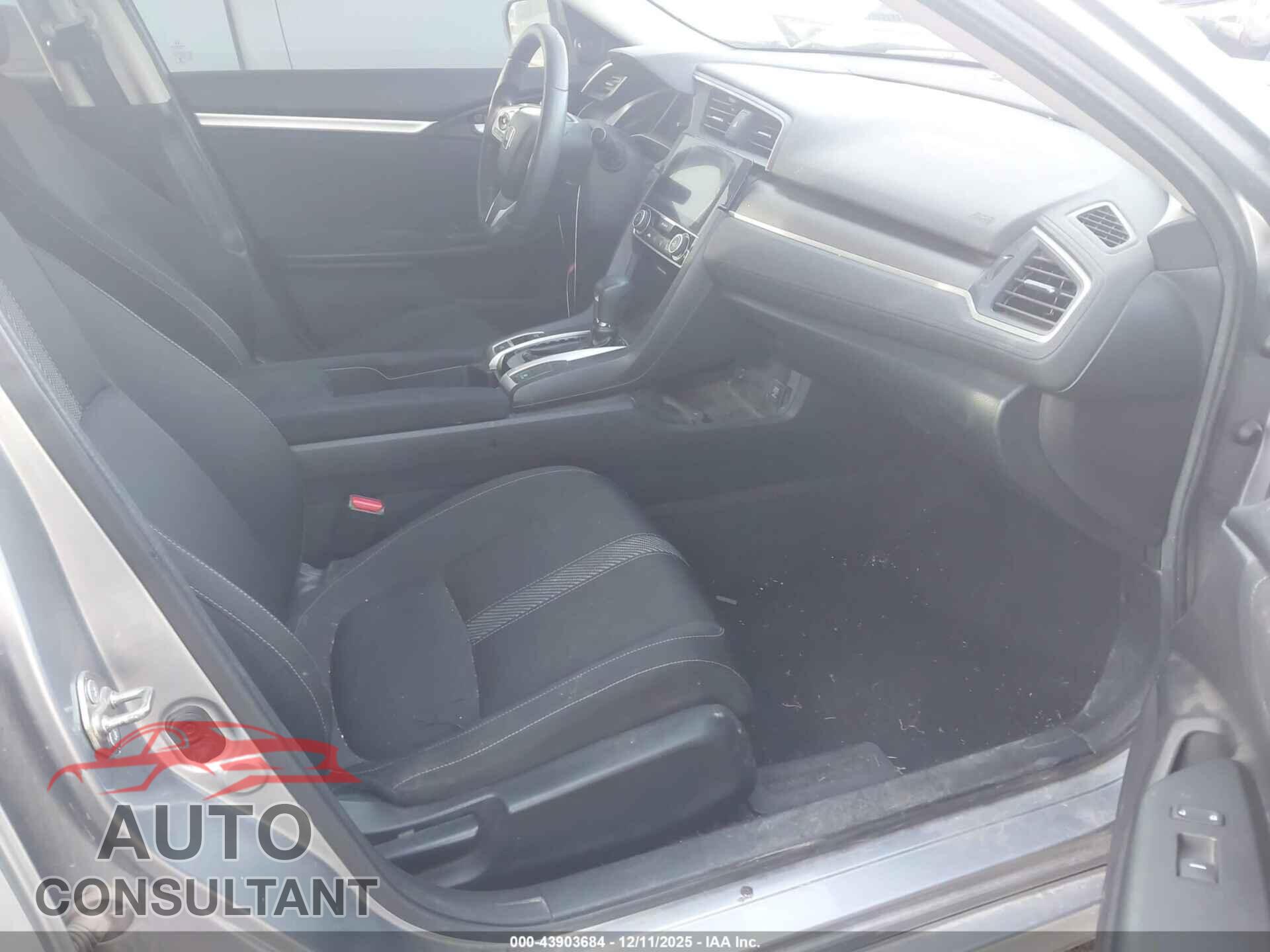 HONDA CIVIC 2017 - 19XFC2F78HE028682