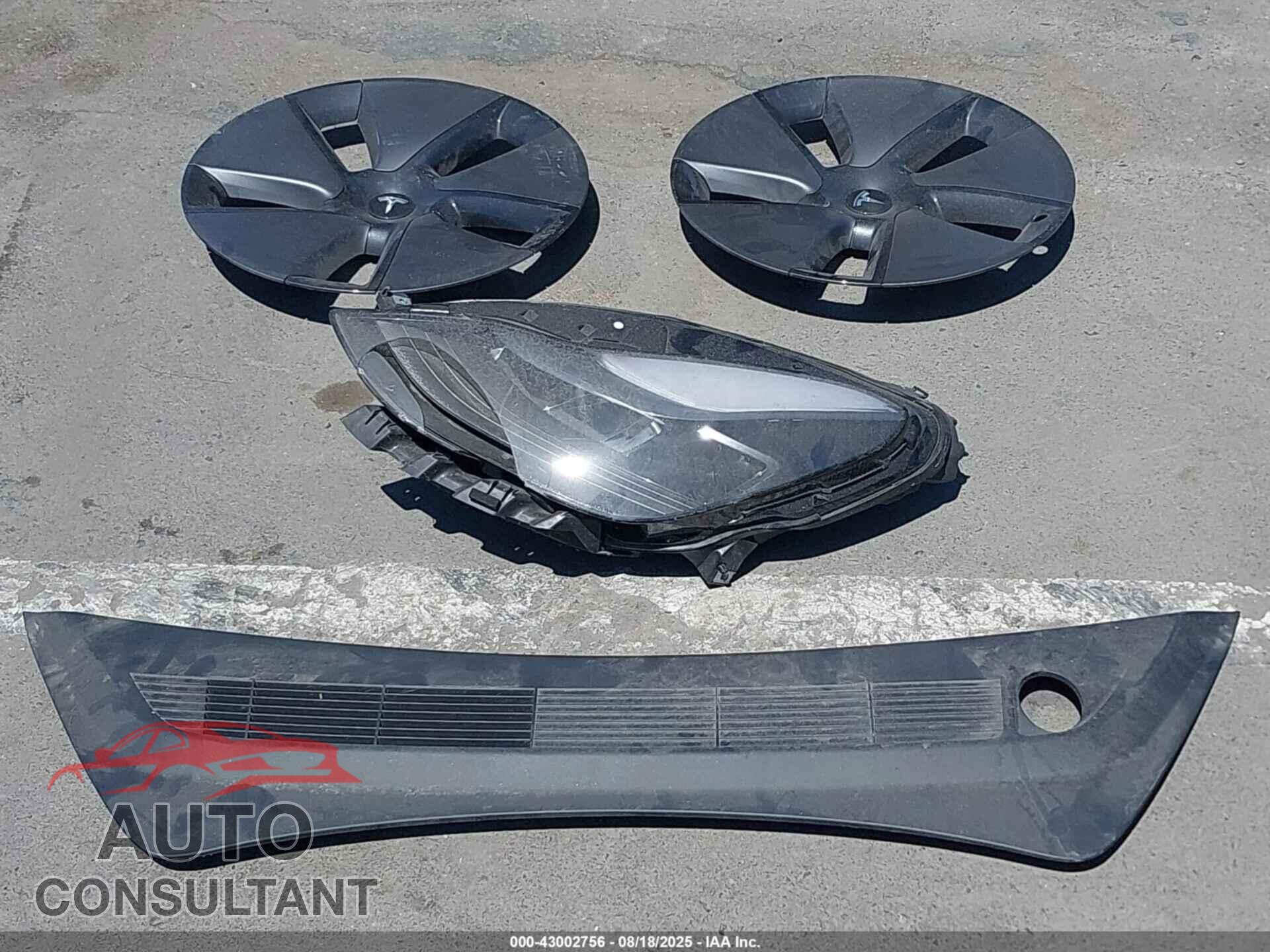 TESLA MODEL 3 2023 - 5YJ3E1EA9PF564408