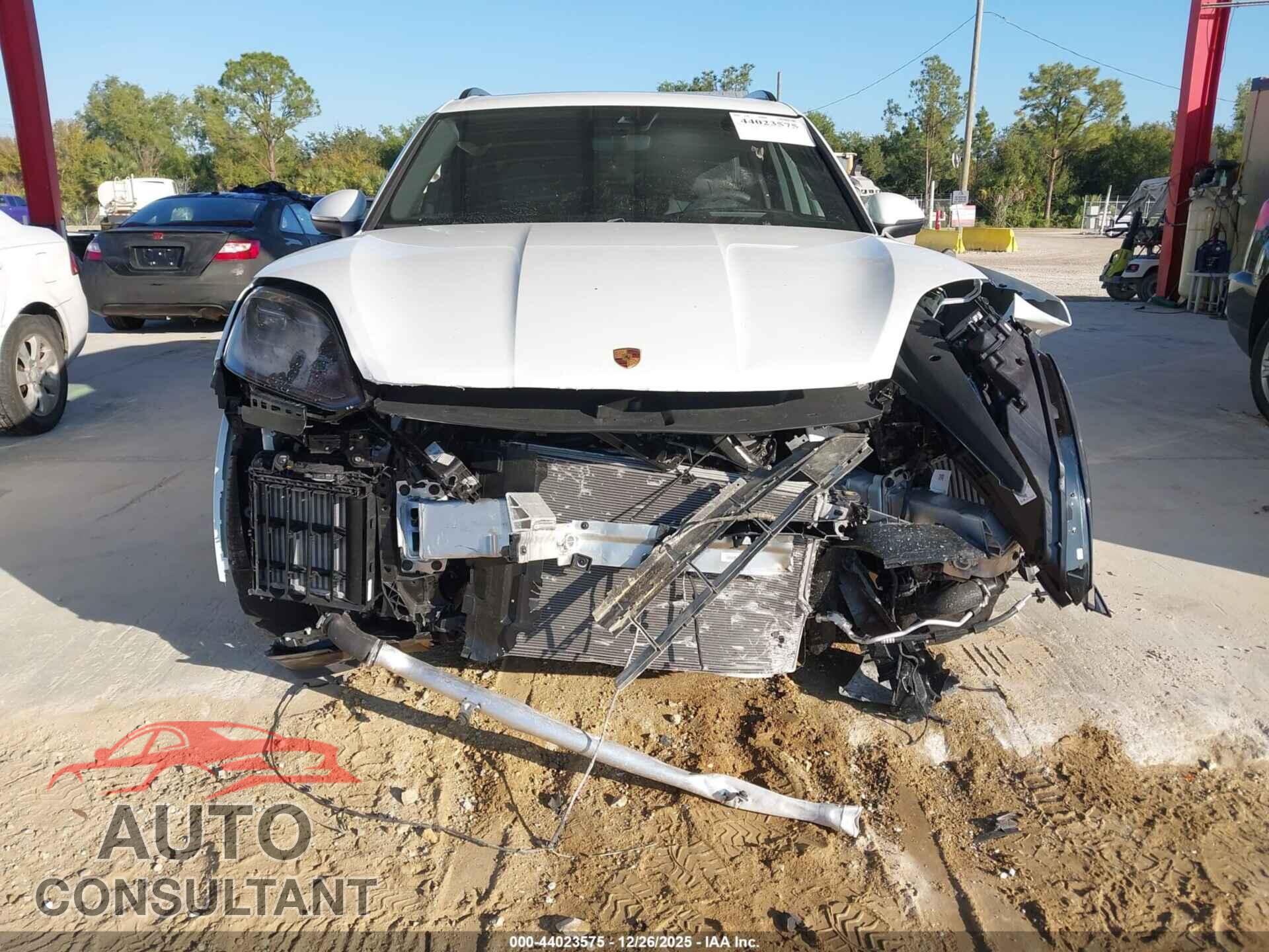 PORSCHE CAYENNE 2025 - WP1AA2AY3SDA01235