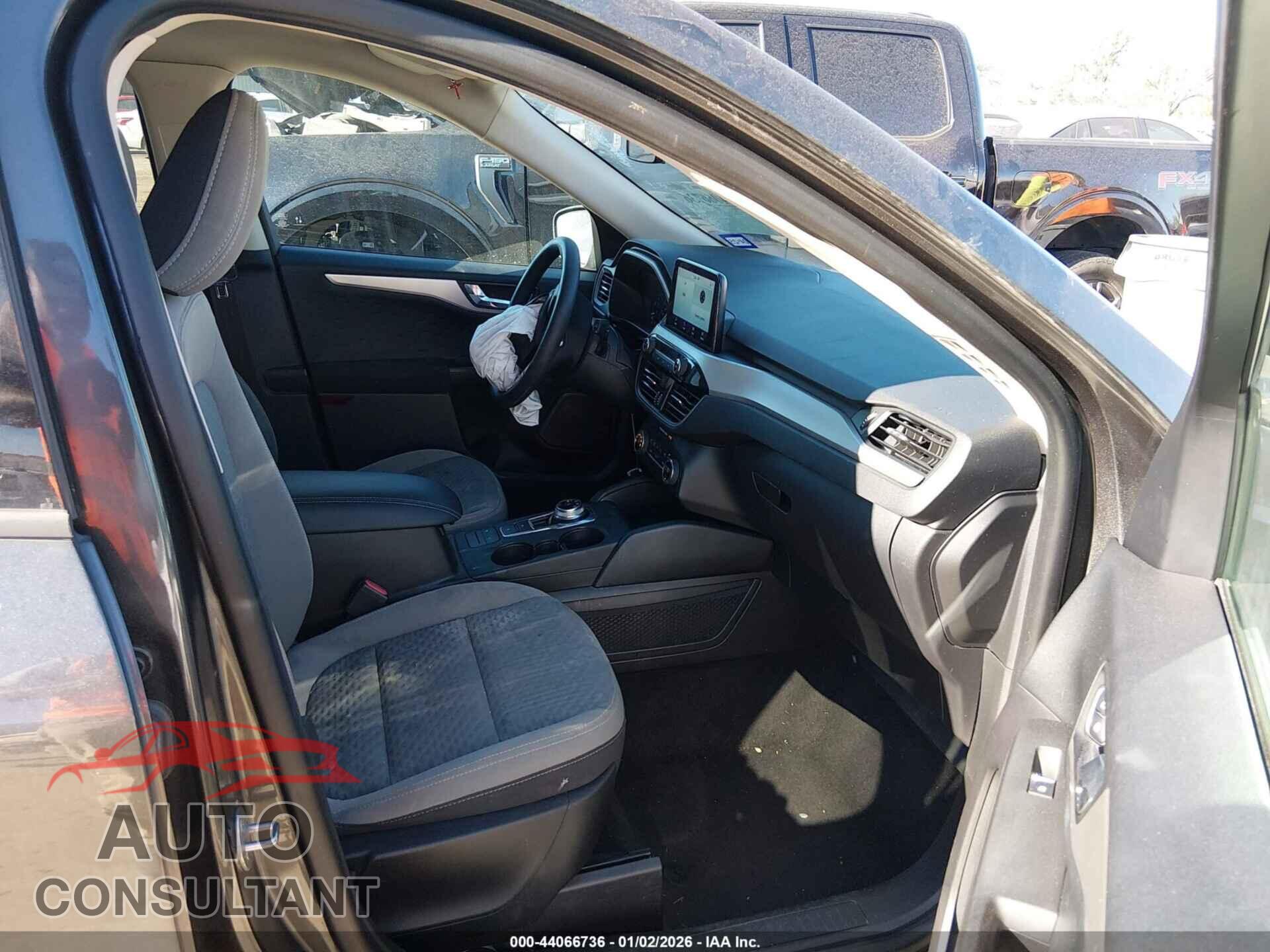 FORD ESCAPE 2020 - 1FMCU0G69LUA54451