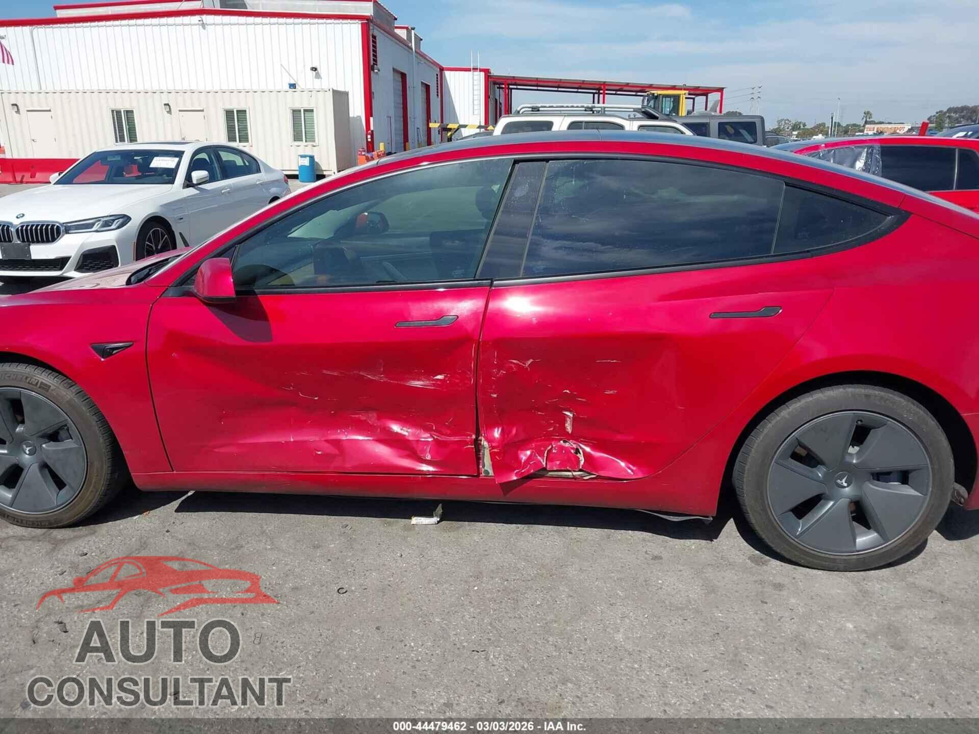 TESLA MODEL 3 2021 - 5YJ3E1EA2MF878395