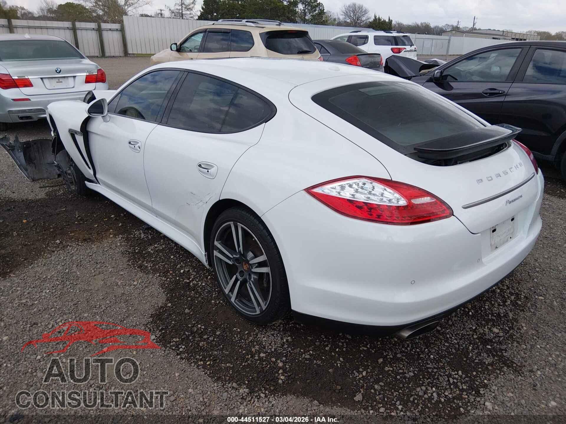 PORSCHE PANAMERA 2013 - WP0AA2A72DL017475