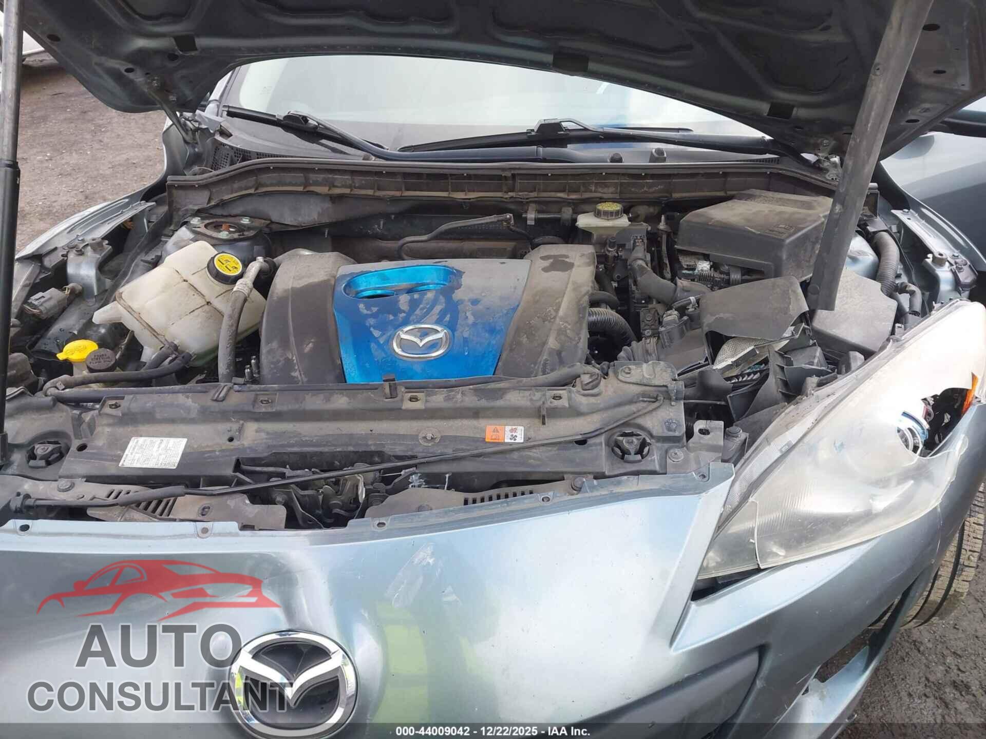 MAZDA MAZDA3 2012 - JM1BL1W81C1677219