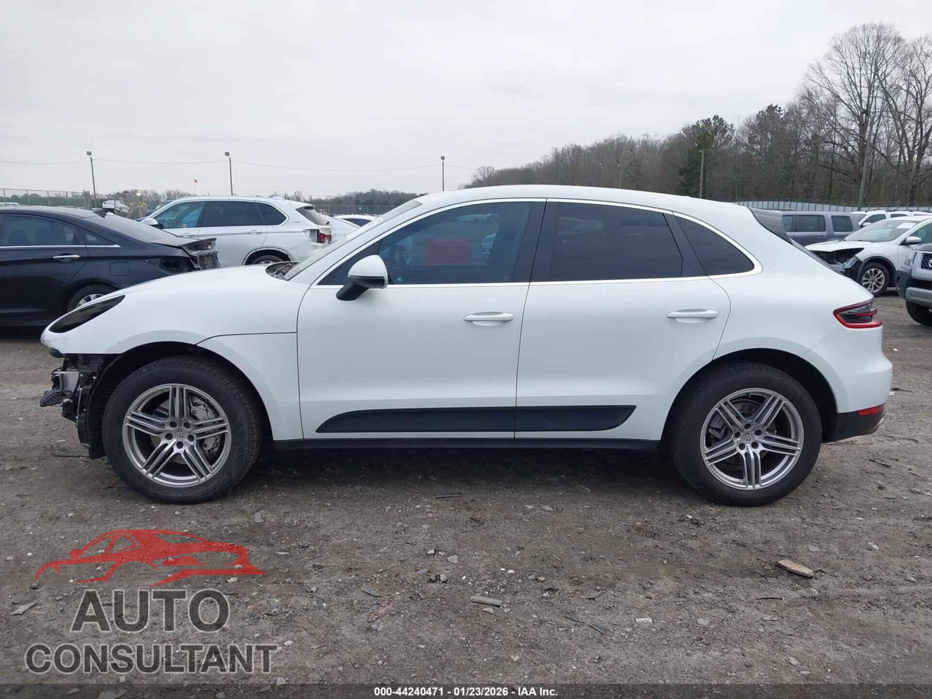 PORSCHE MACAN 2015 - WP1AB2A56FLB54318