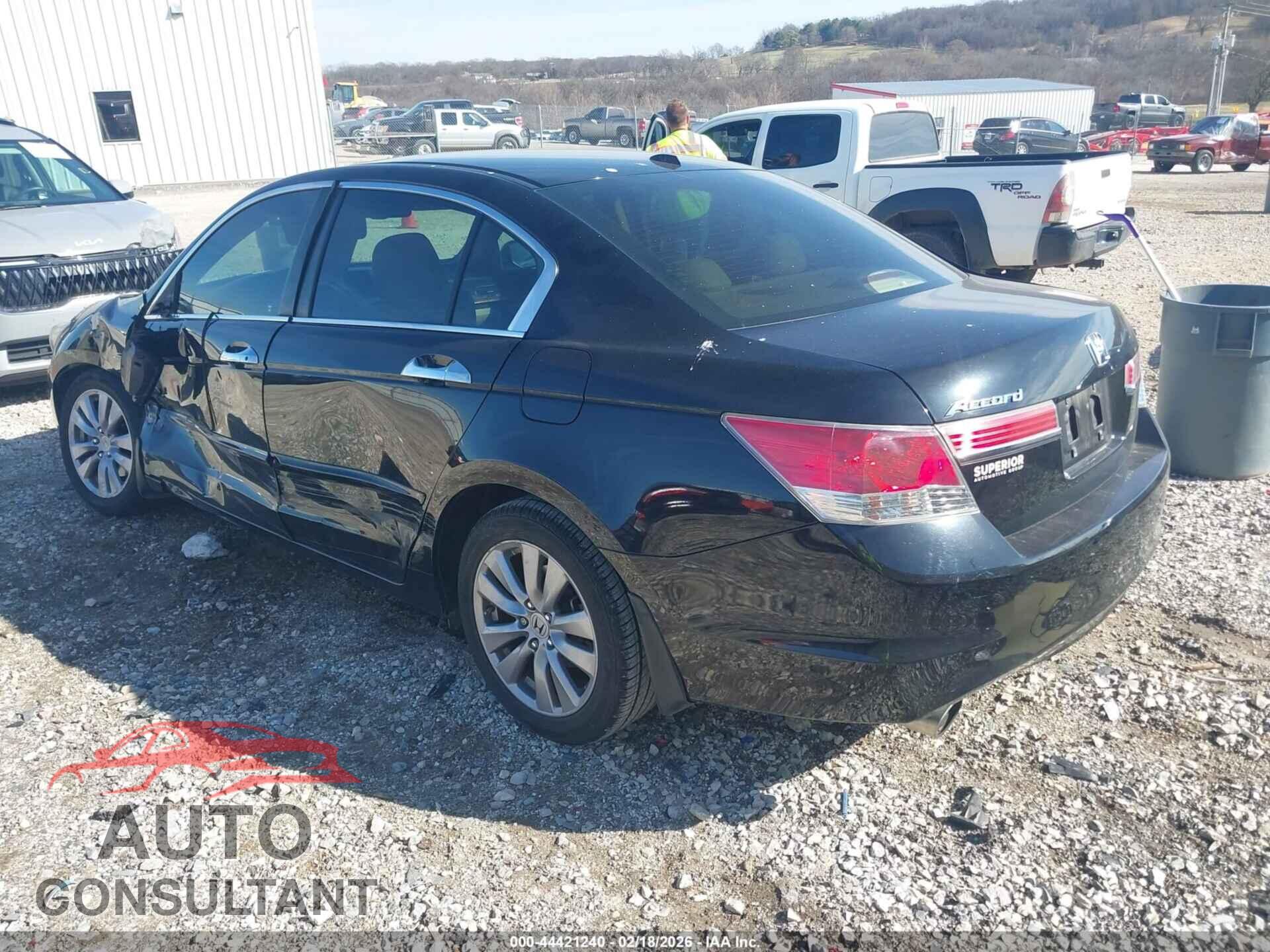 HONDA ACCORD 2012 - 1HGCP3F83CA001571