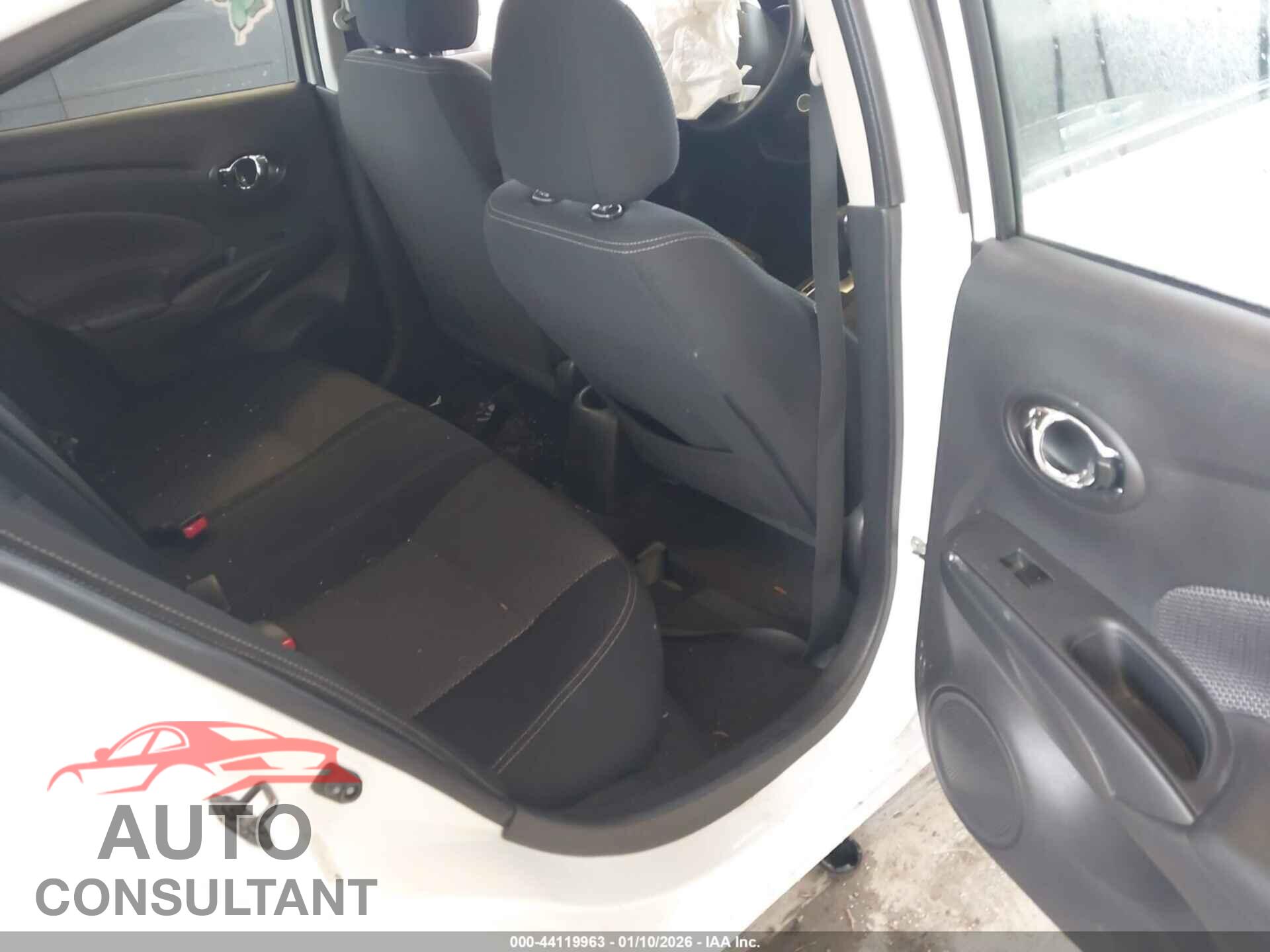 NISSAN VERSA 2019 - 3N1CN7AP3KL832010