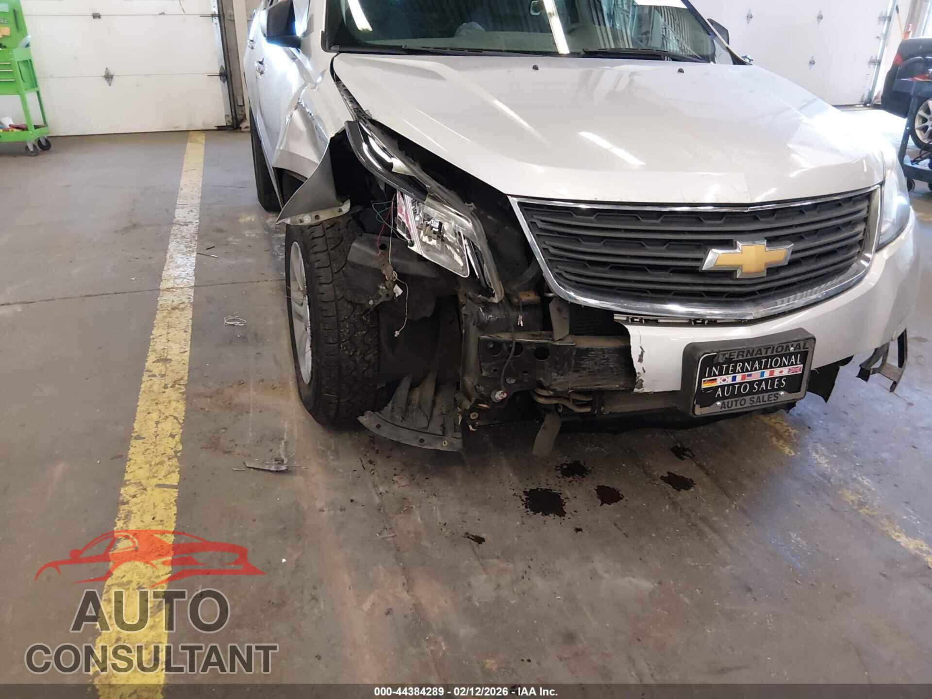 CHEVROLET TRAVERSE 2014 - 1GNKRFKD4EJ304006
