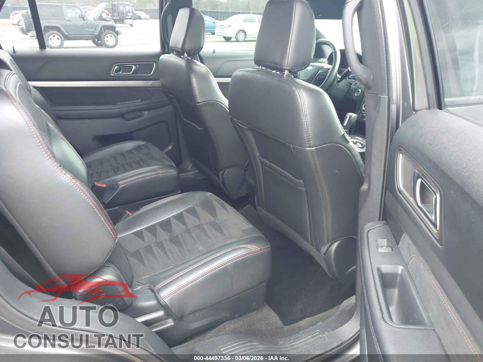 FORD EXPLORER 2018 - 1FM5K8D87JGB84095