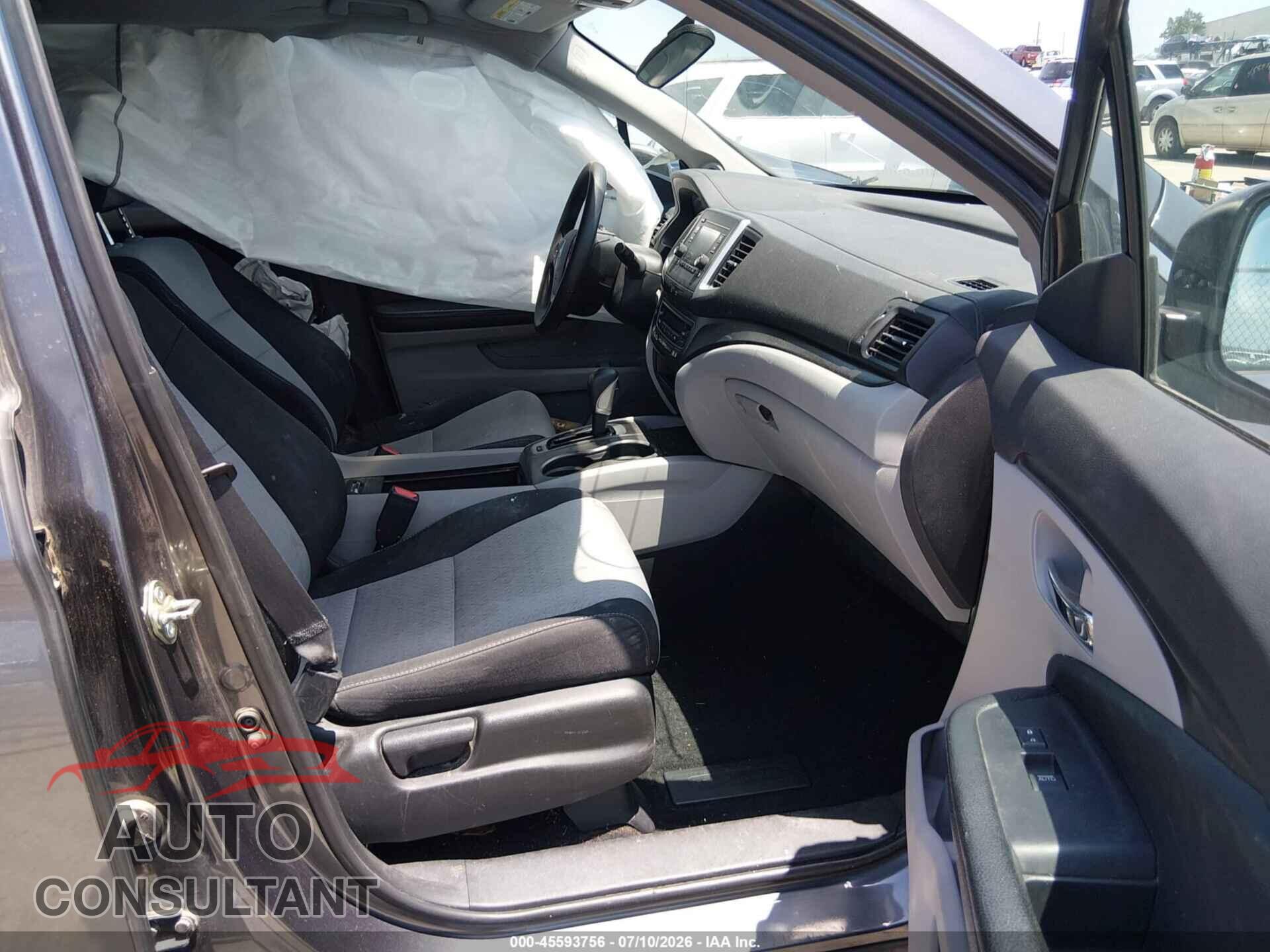 HONDA RIDGELINE 2017 - 5FPYK3F4XHB015540