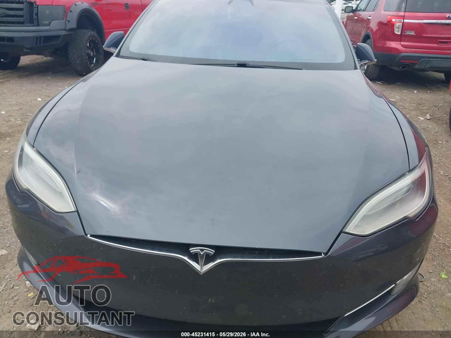 TESLA MODEL S 2019 - 5YJSA1E25KF335037
