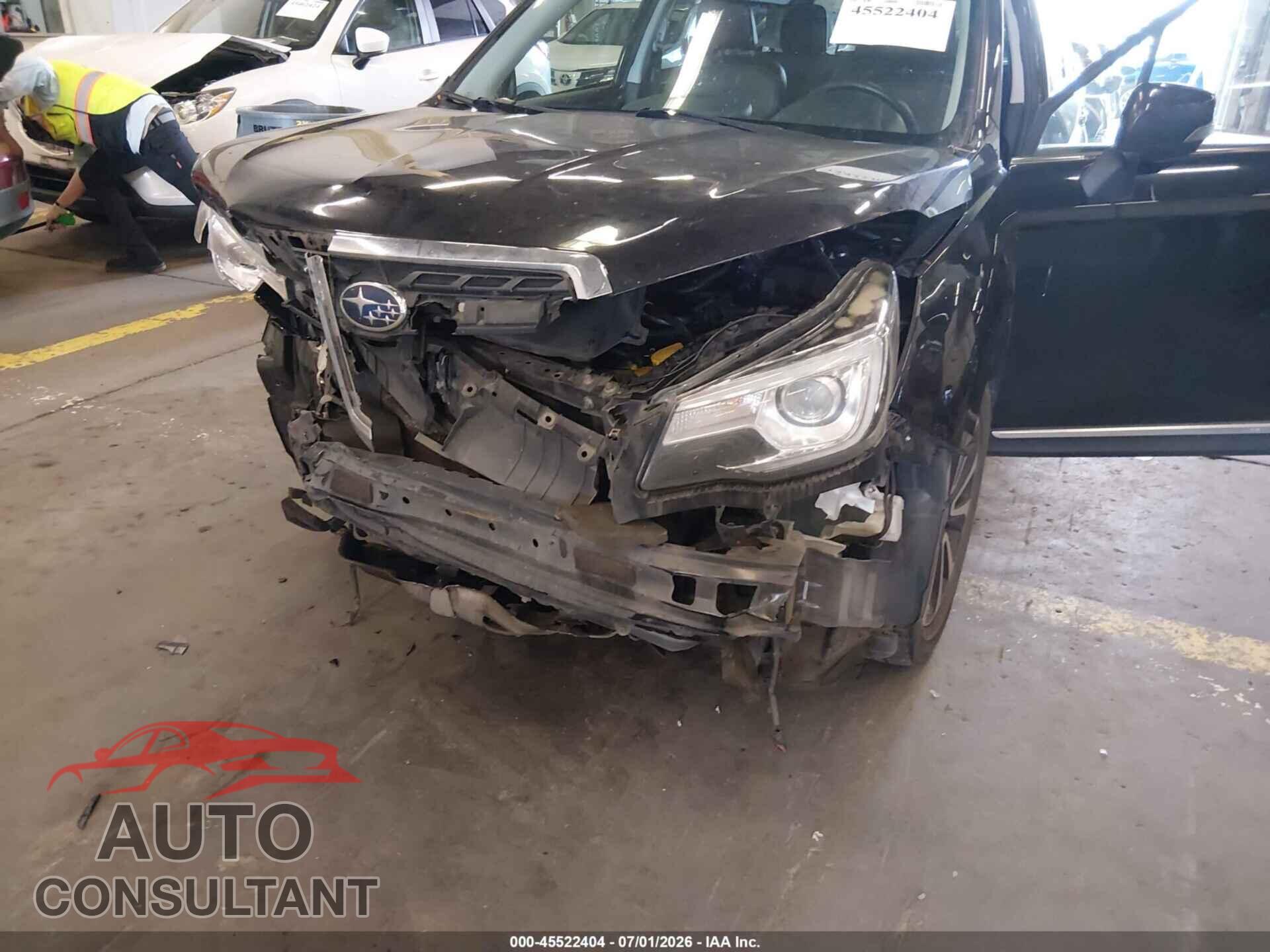 SUBARU FORESTER 2017 - JF2SJGWC8HH559357