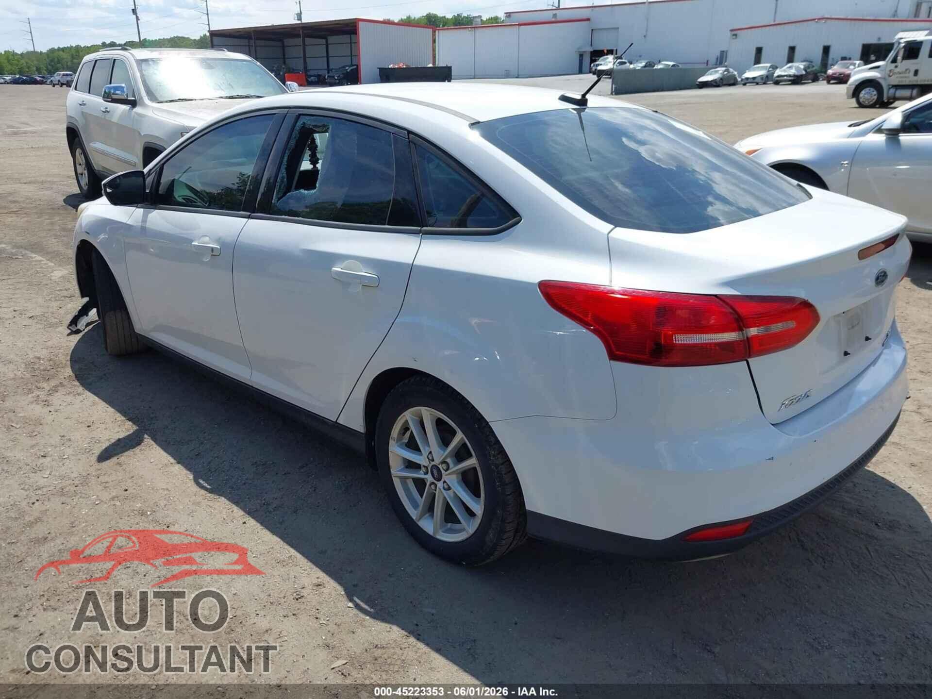FORD FOCUS 2015 - 1FADP3F2XFL376046