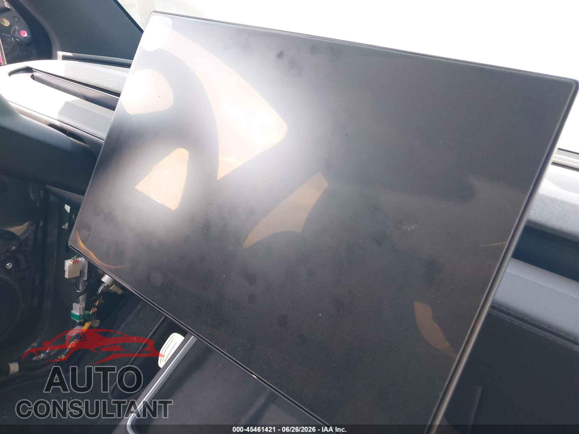 TESLA MODEL Y 2026 - 7SAYGDED8TA684660