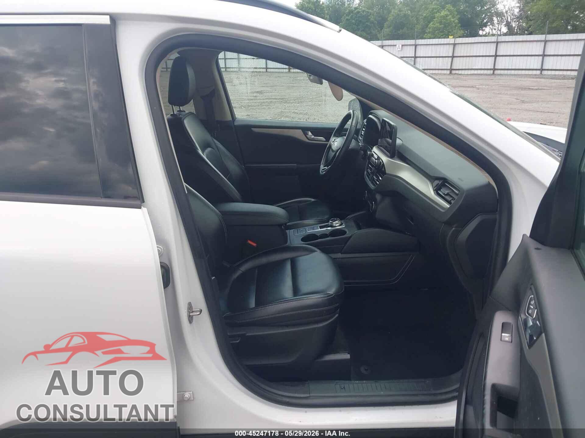 FORD ESCAPE 2020 - 1FMCU0H62LUA80811
