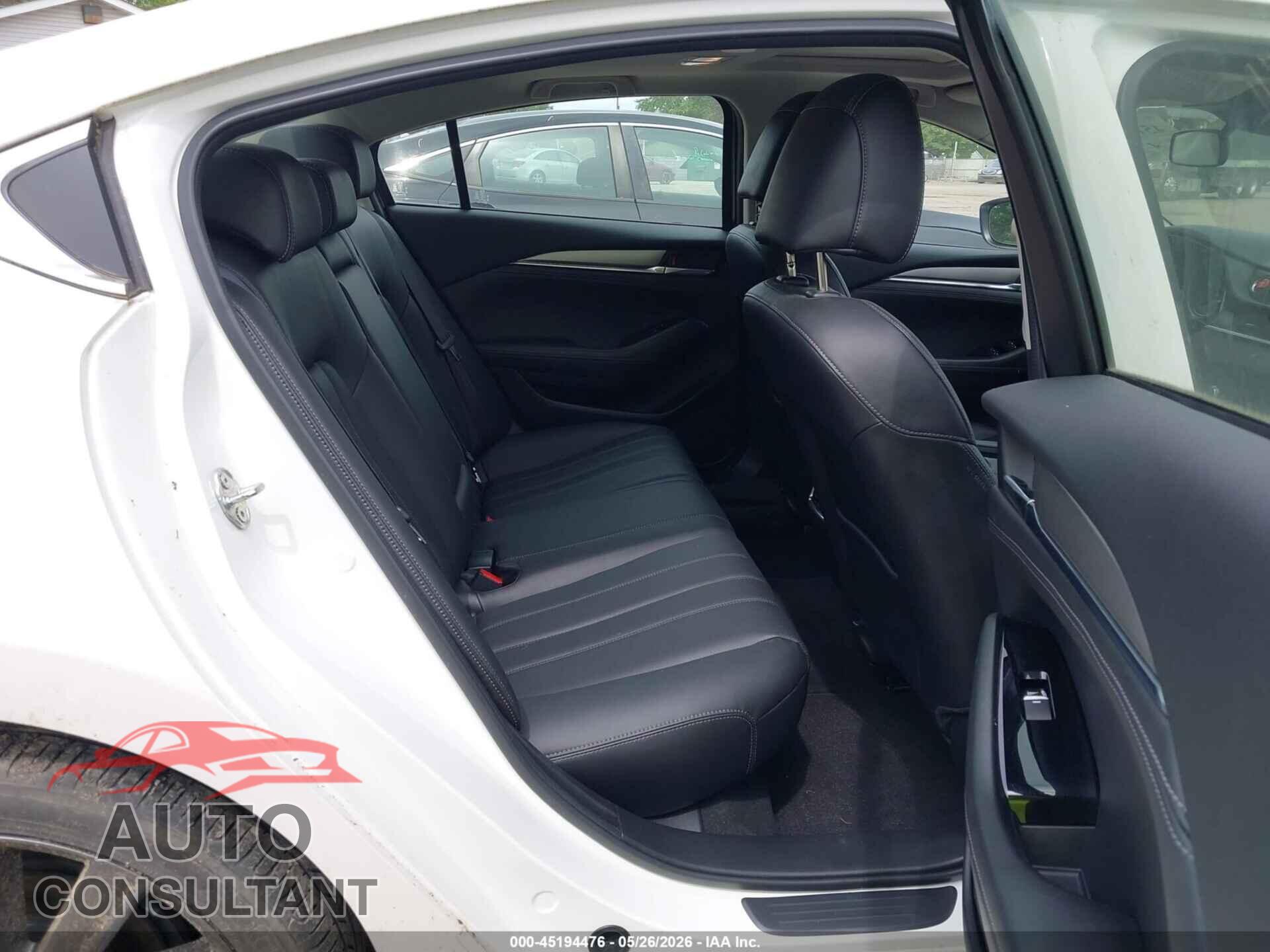 MAZDA MAZDA6 2018 - JM1GL1VM0J1325640
