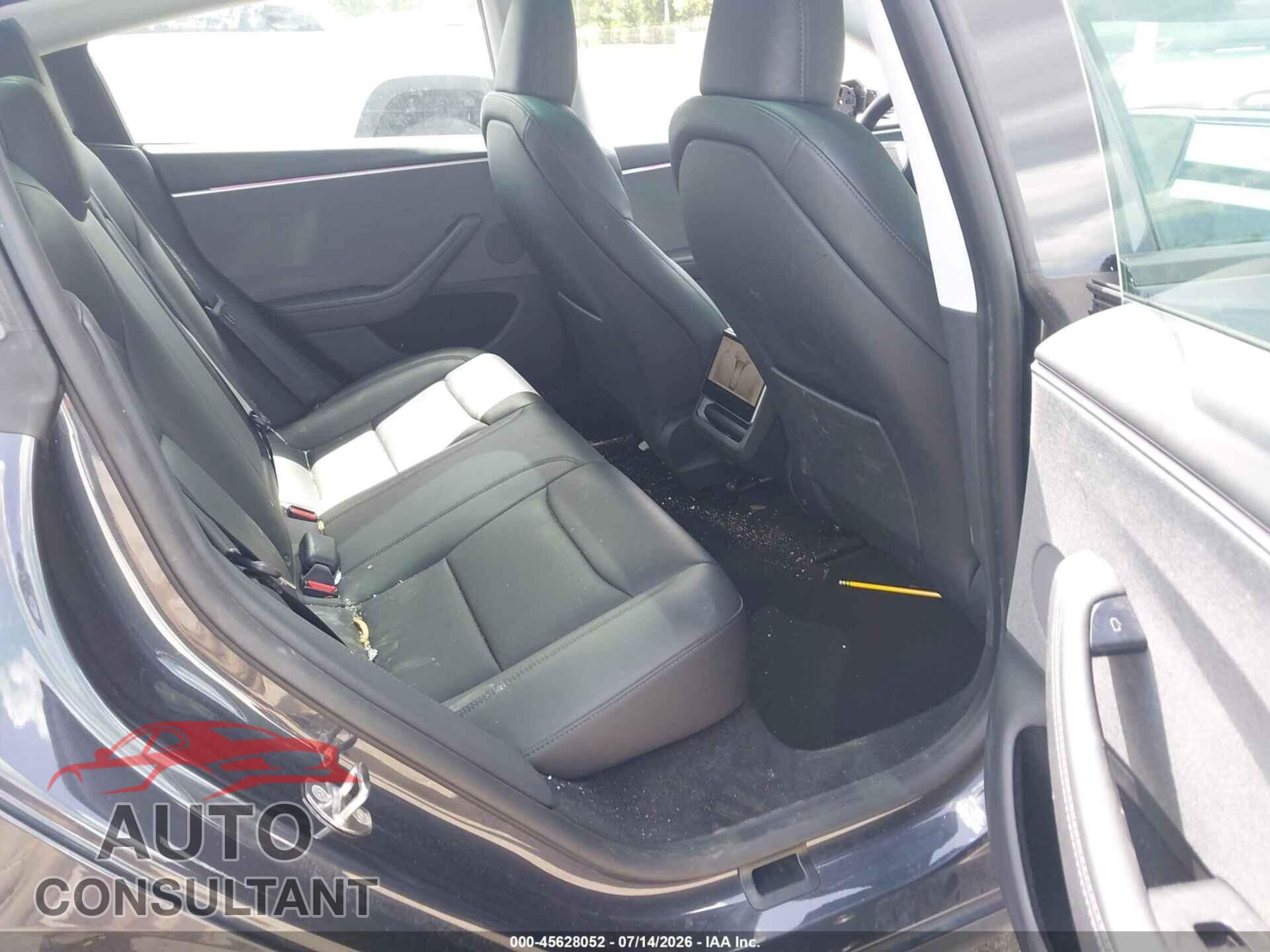 TESLA MODEL 3 2024 - 5YJ3E1EA2RF855416