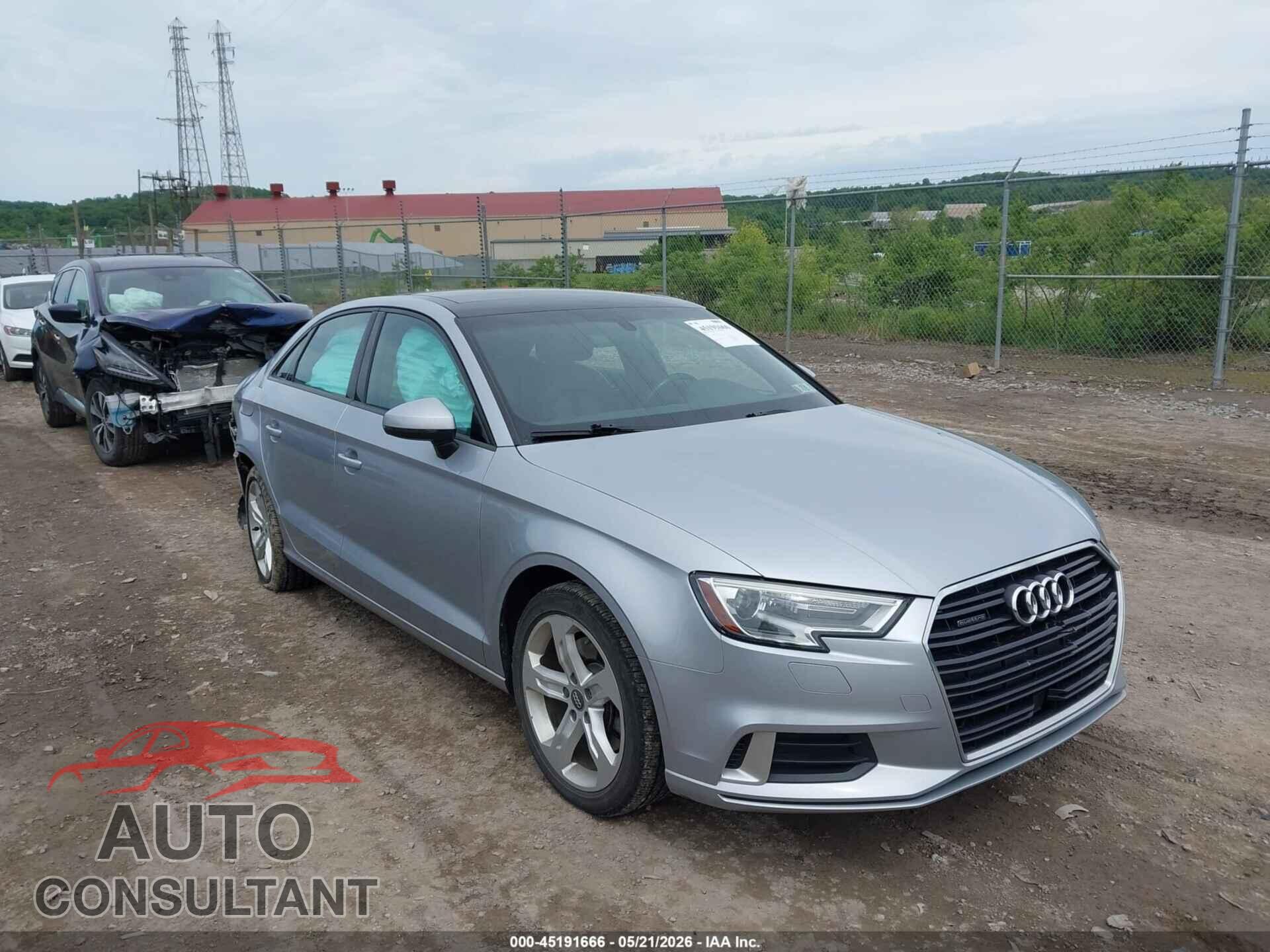 AUDI A3 2017 - WAUB8GFFXH1047478