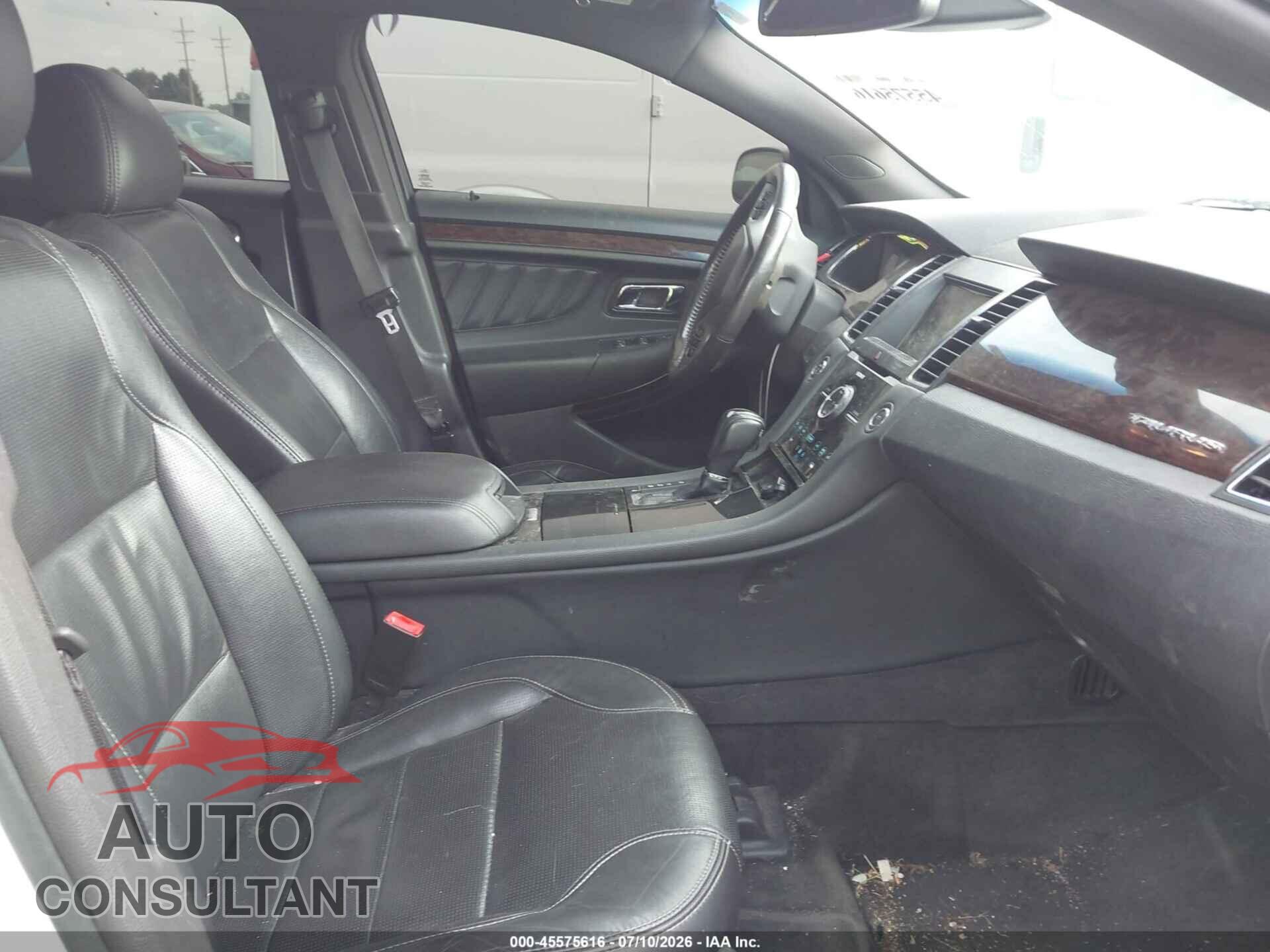 FORD TAURUS 2014 - 1FAHP2J82EG180357