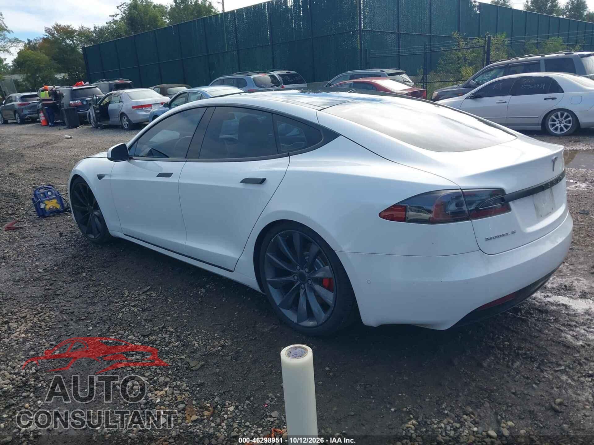TESLA MODEL S 2016 - 5YJSA1E26GF159297