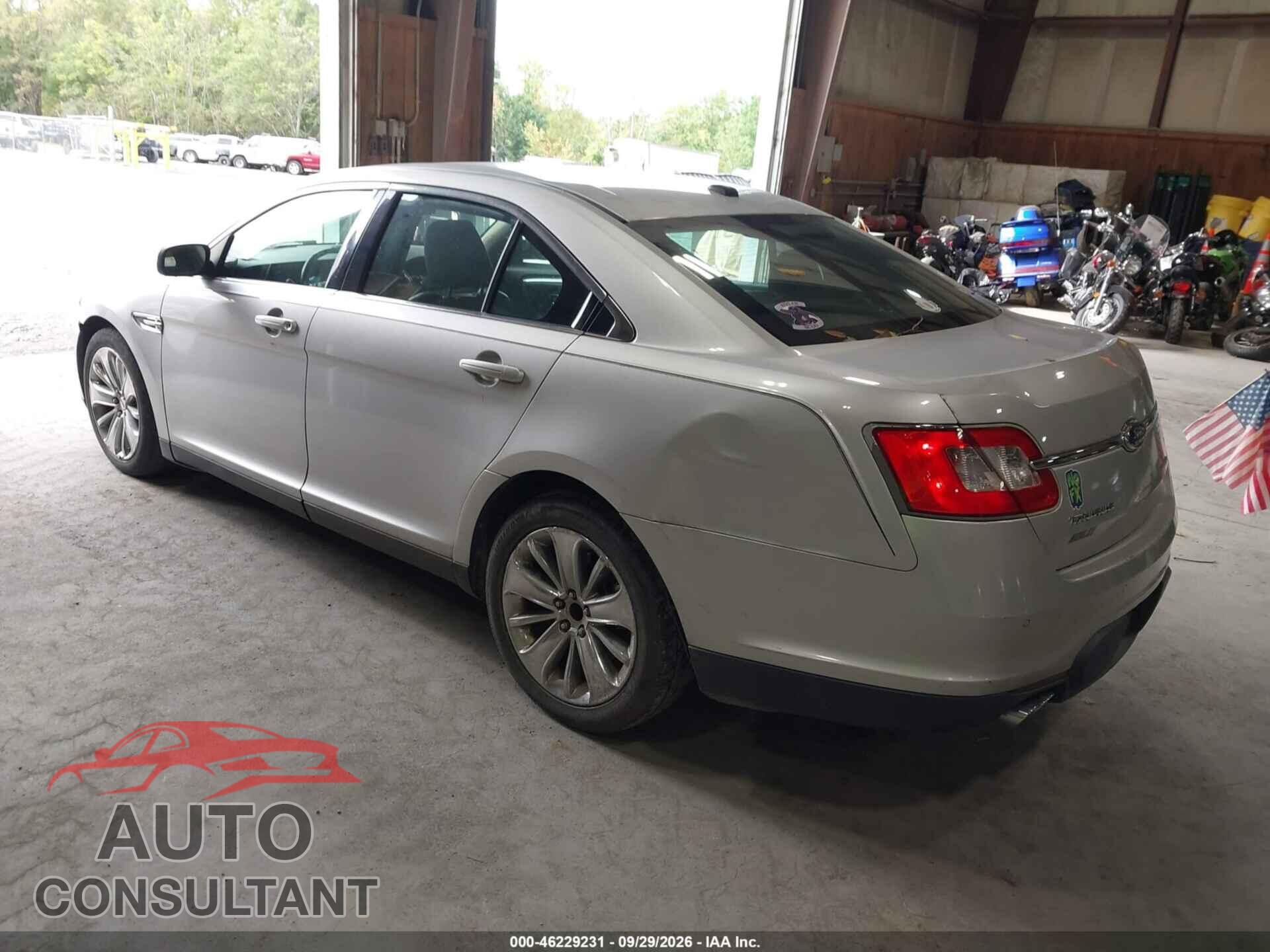 FORD TAURUS 2010 - 1FAHP2FW5AG104746