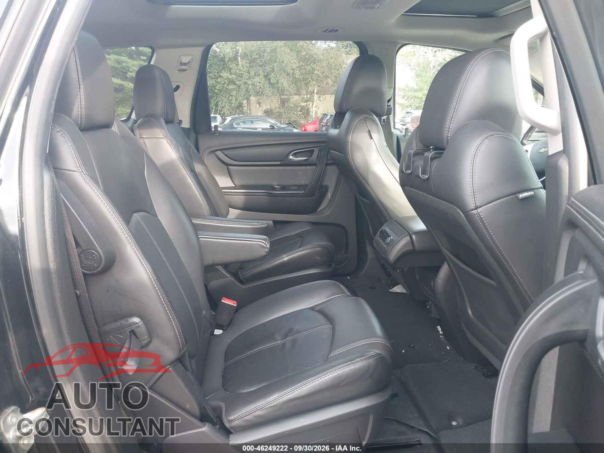 CHEVROLET TRAVERSE 2017 - 1GNKVHKD2HJ263290