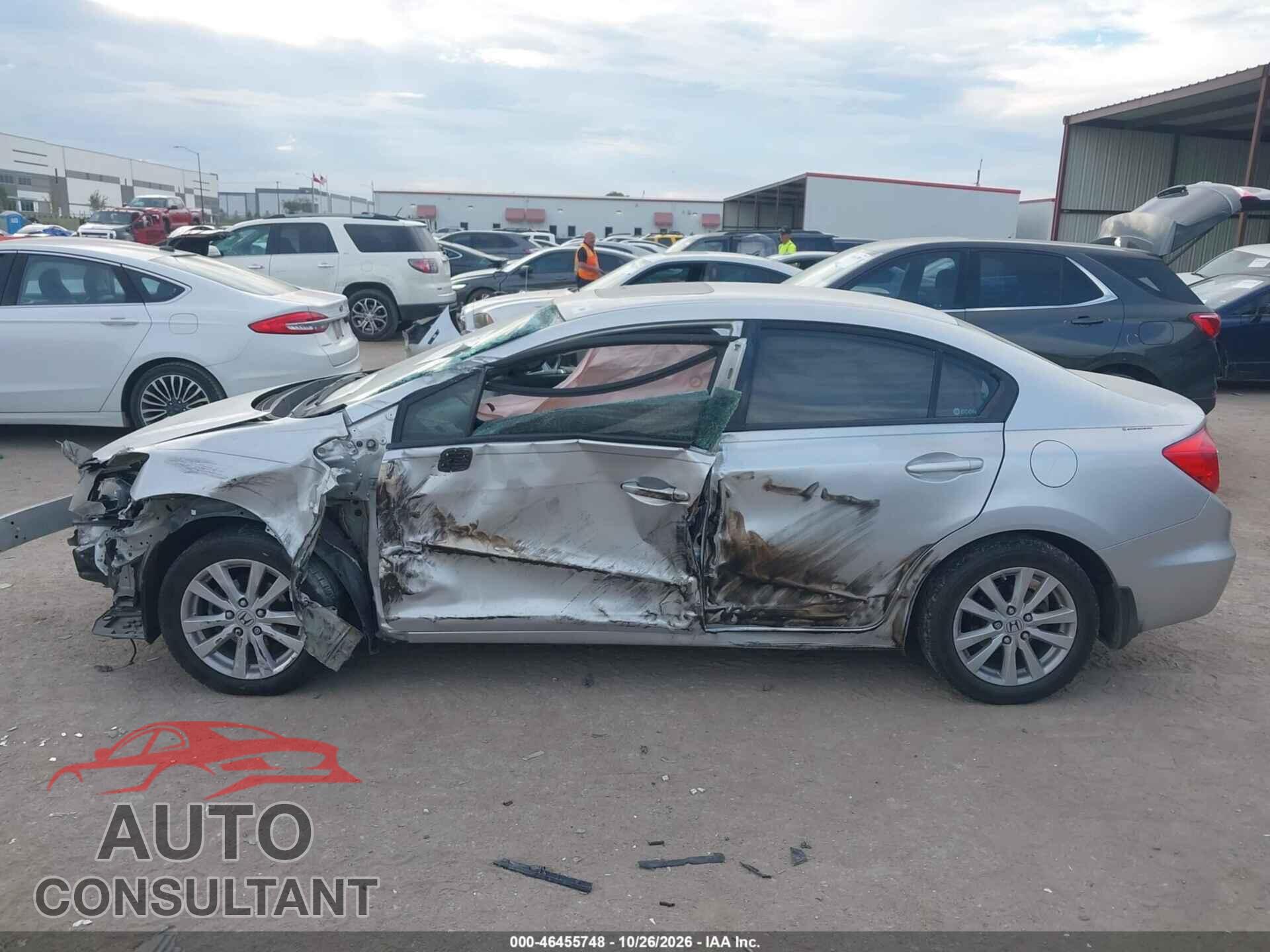 HONDA CIVIC 2012 - 2HGFB2F99CH32H914