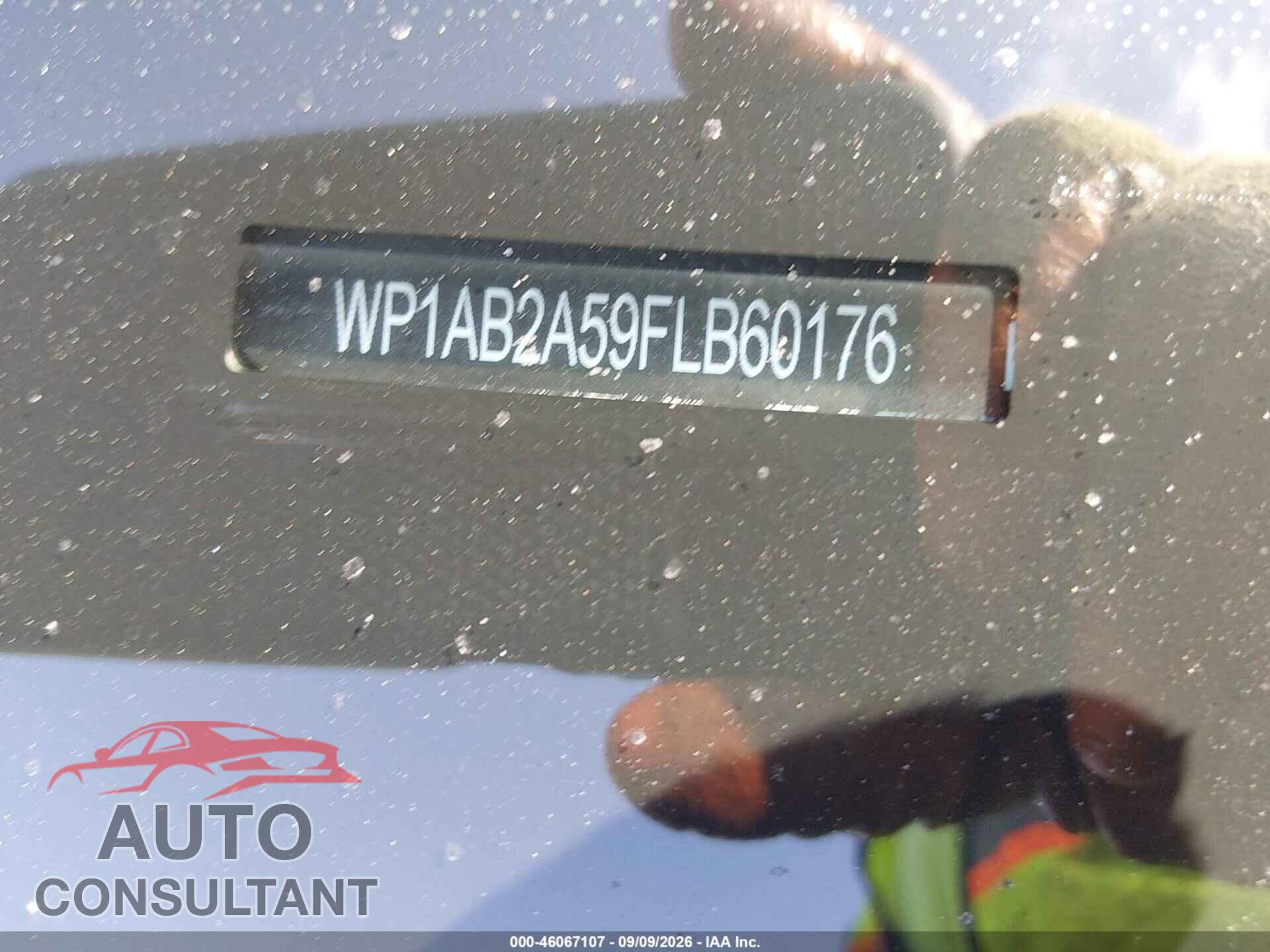 PORSCHE MACAN 2015 - WP1AB2A59FLB60176