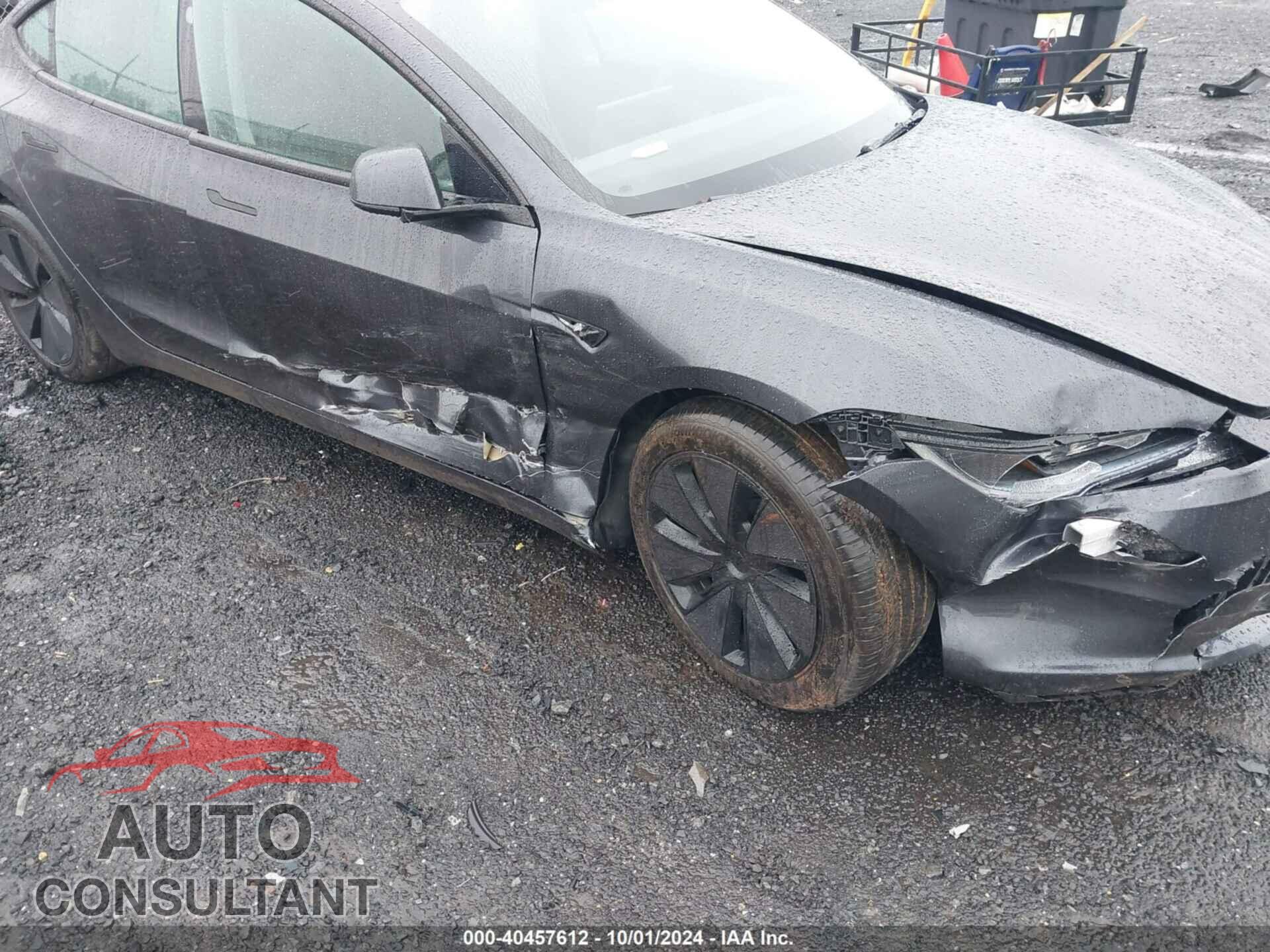 TESLA MODEL 3 2024 - 5YJ3E1EB3RF788057