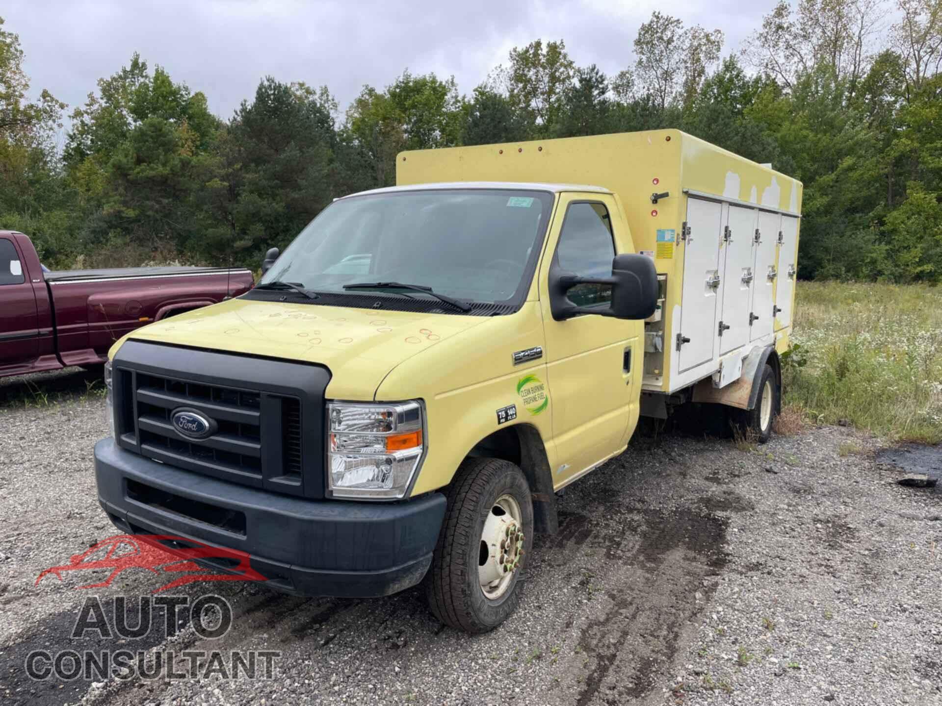 FORD ECONOLINE 2017 - 1FDXE4FS0HDC69602