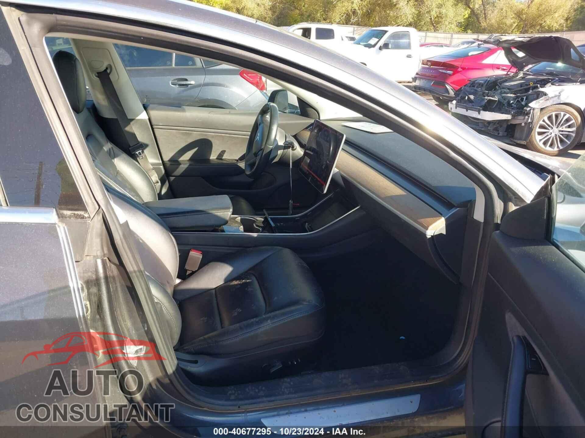 TESLA MODEL 3 2018 - 5YJ3E1EB0JF089926