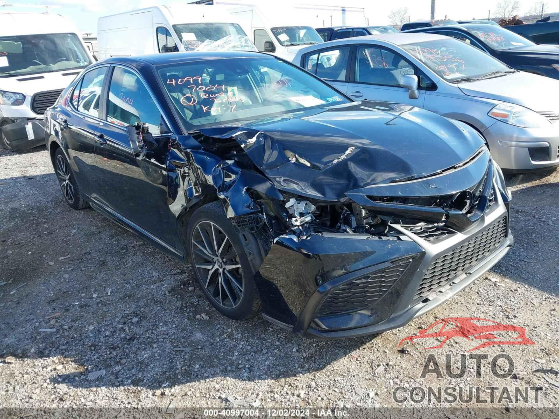 TOYOTA CAMRY 2021 - 4T1T11BK2MU026057