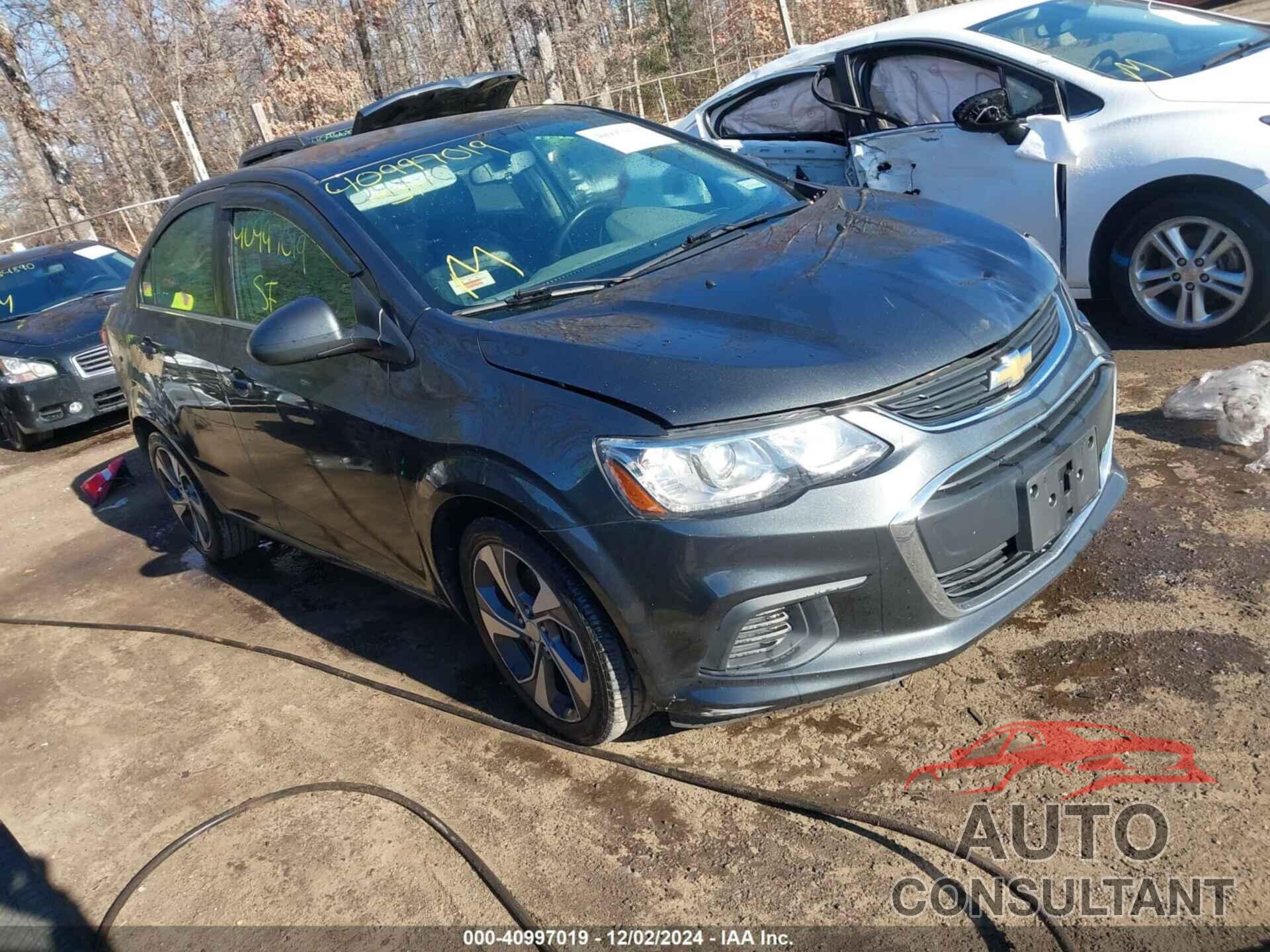 CHEVROLET SONIC 2020 - 1G1JF5SB5L4111437