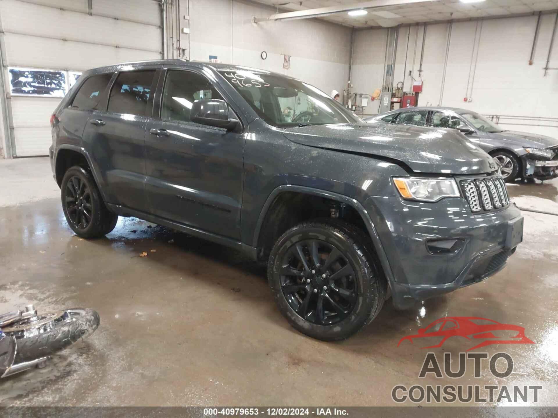 JEEP GRAND CHEROKEE 2018 - 1C4RJFAG8JC420981