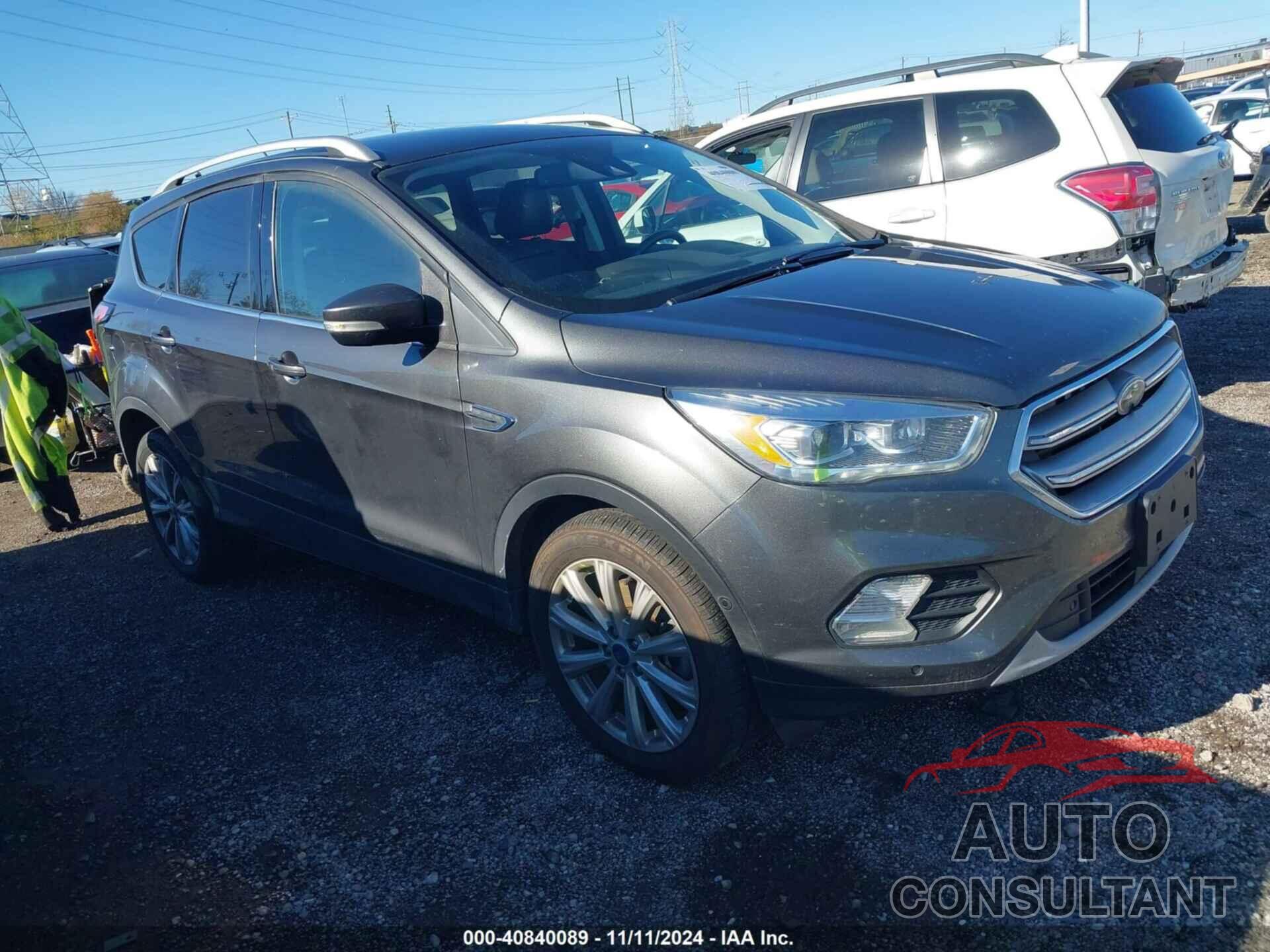 FORD ESCAPE 2017 - 1FMCU9JD5HUC45058