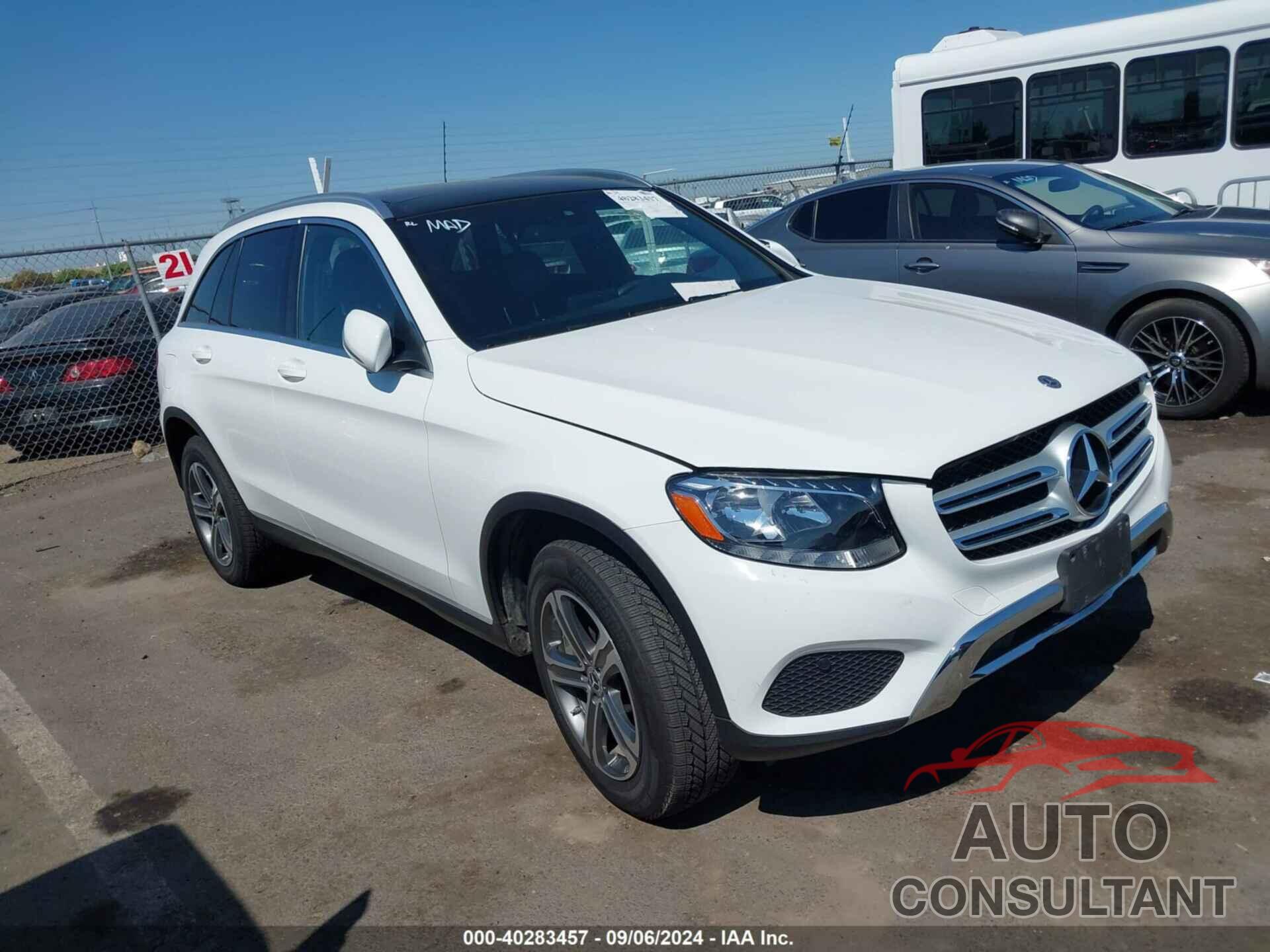 MERCEDES-BENZ GLC 300 2018 - WDC0G4JB8JV023186