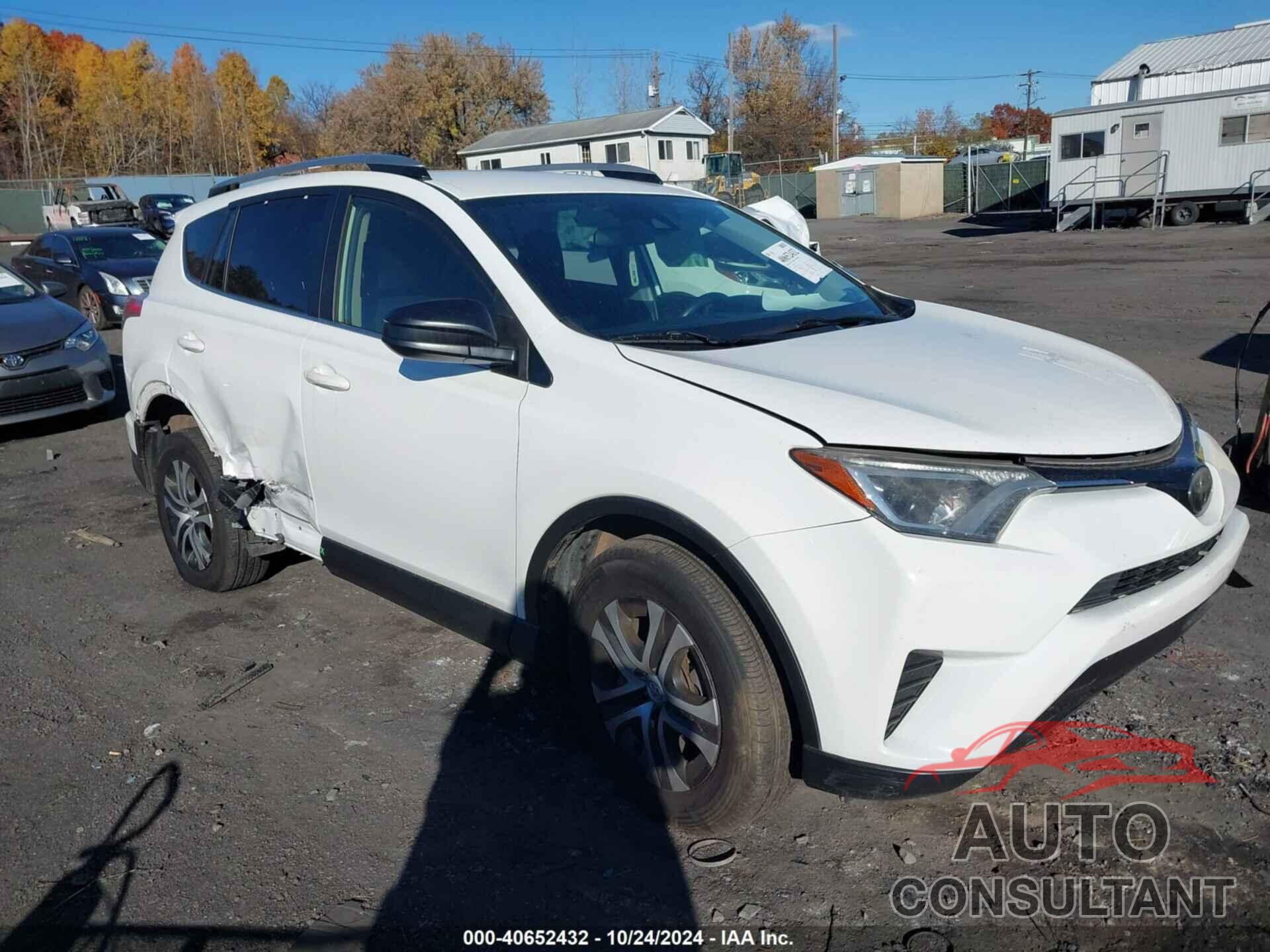 TOYOTA RAV4 2017 - JTMBFREV8HJ162643