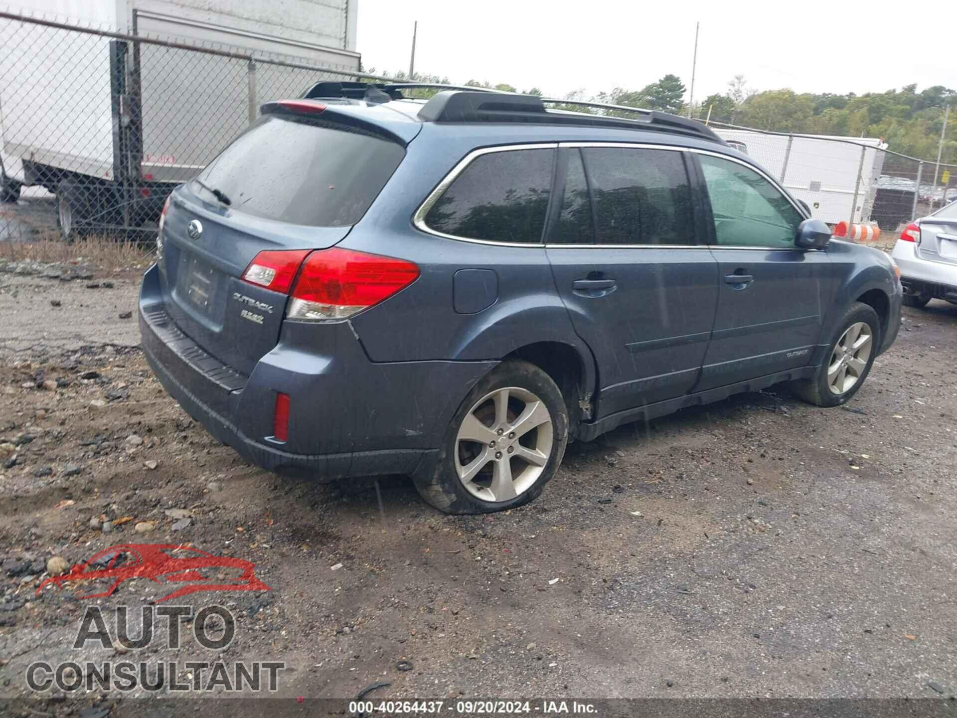SUBARU OUTBACK 2013 - 4S4BRBKC3D3284614