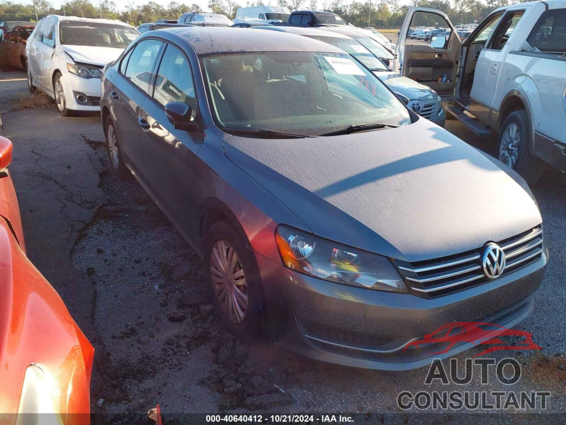 VOLKSWAGEN PASSAT 2015 - 1VWAS7A30FC013870