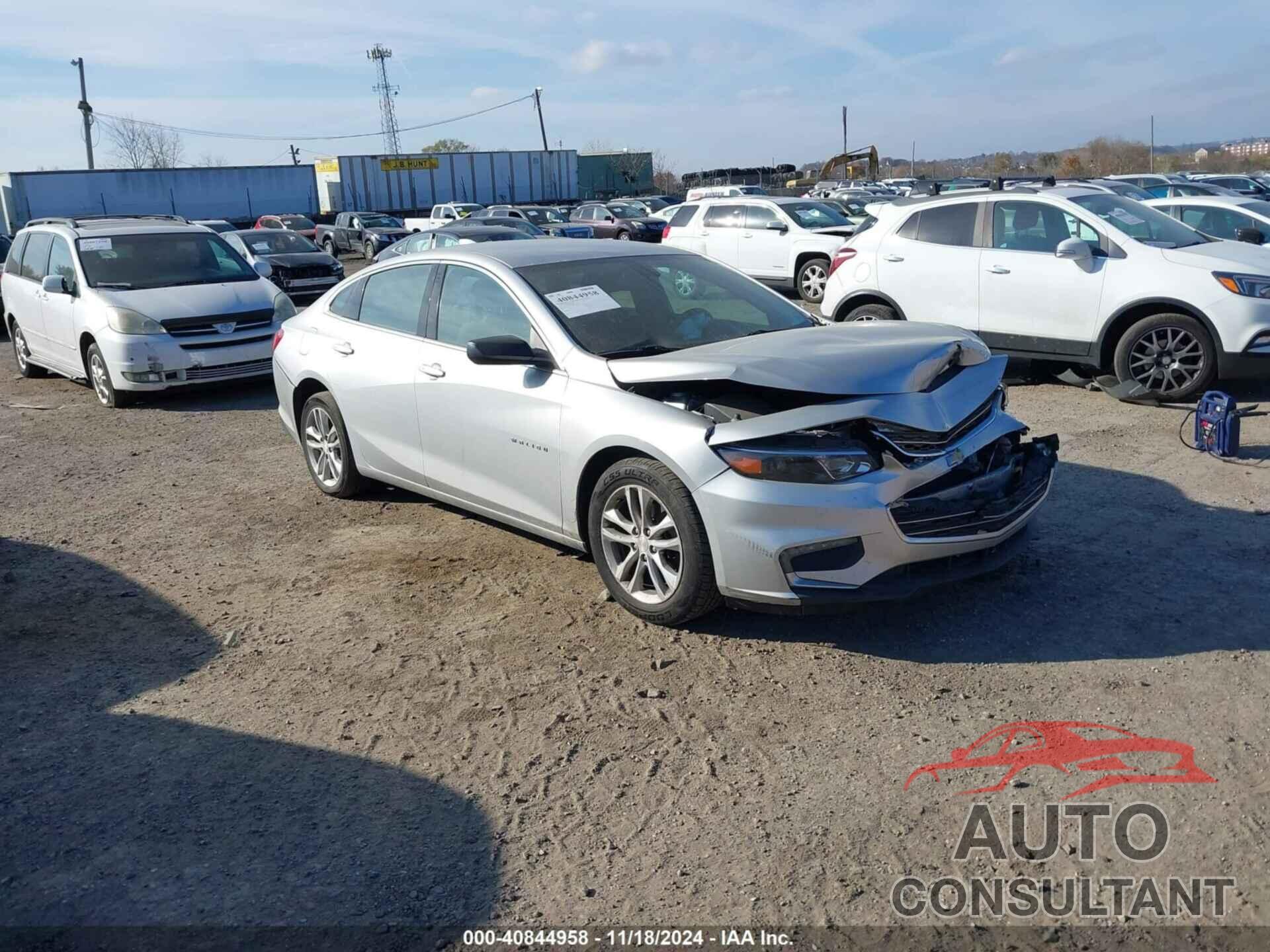 CHEVROLET MALIBU 2018 - 1G1ZD5ST4JF105342