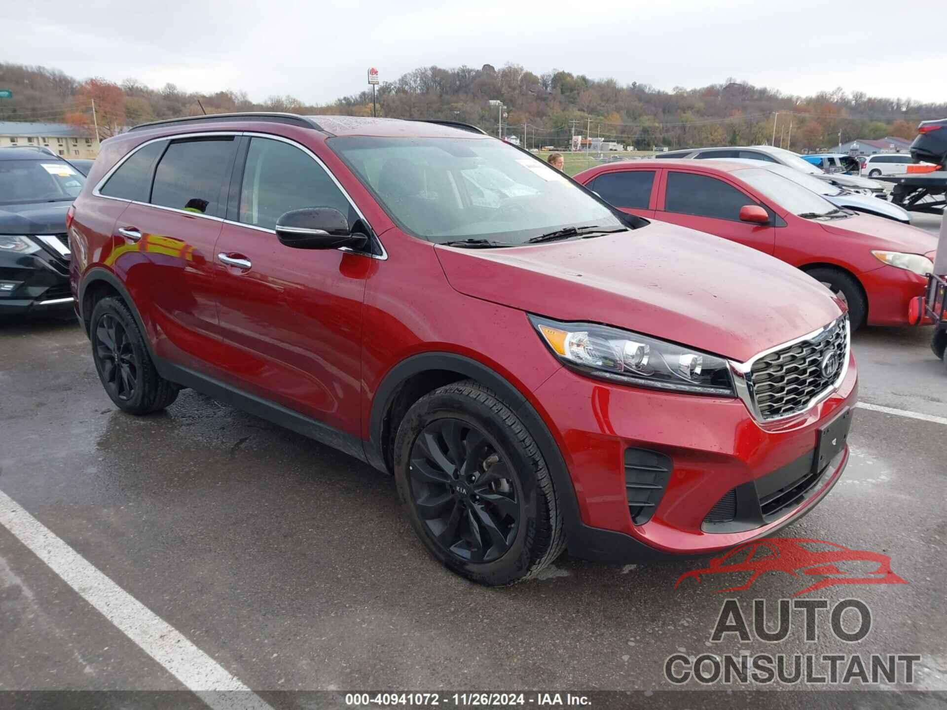 KIA SORENTO 2019 - 5XYPG4A55KG589443