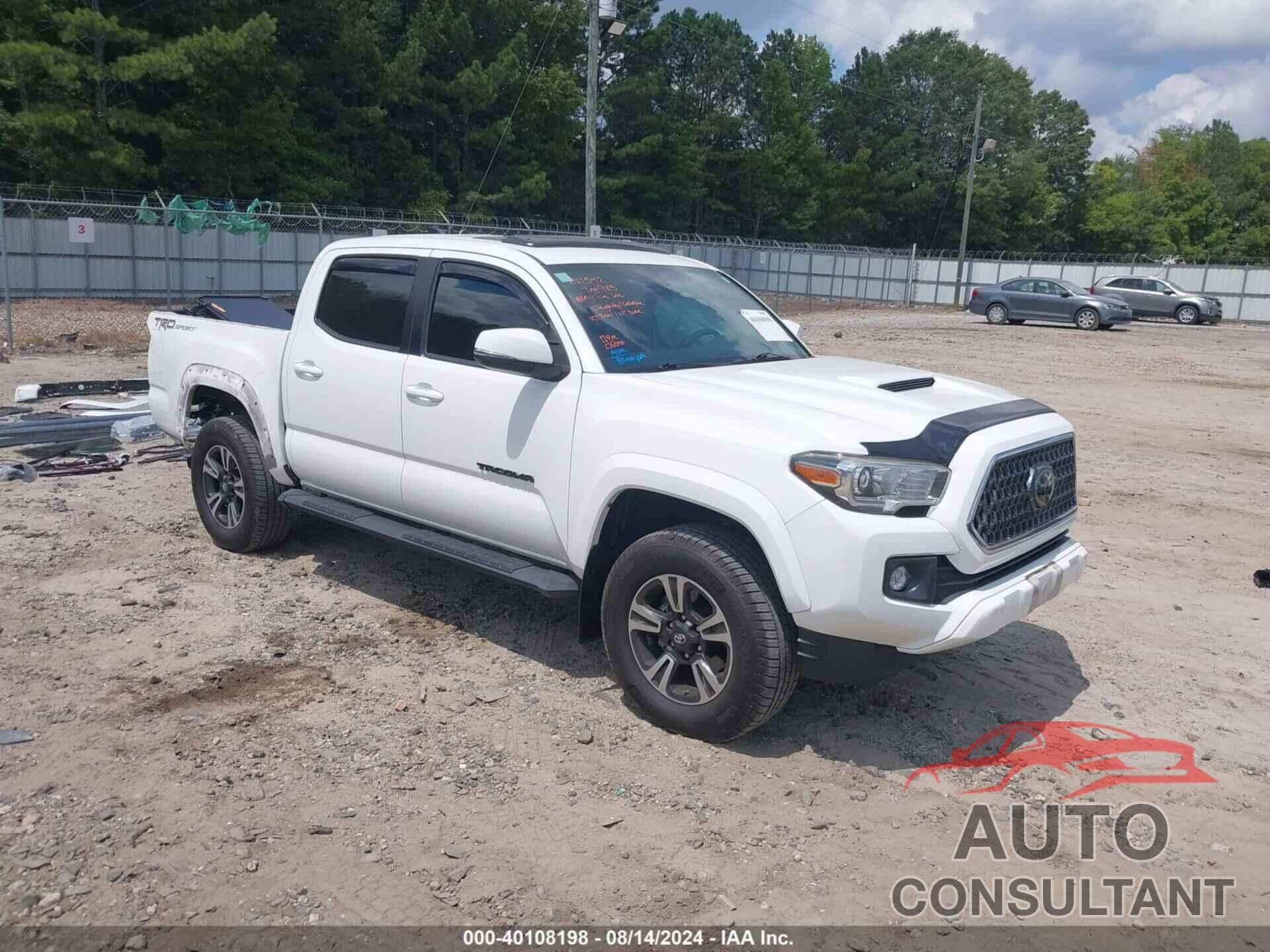 TOYOTA TACOMA 2018 - 5TFAZ5CN8JX066142