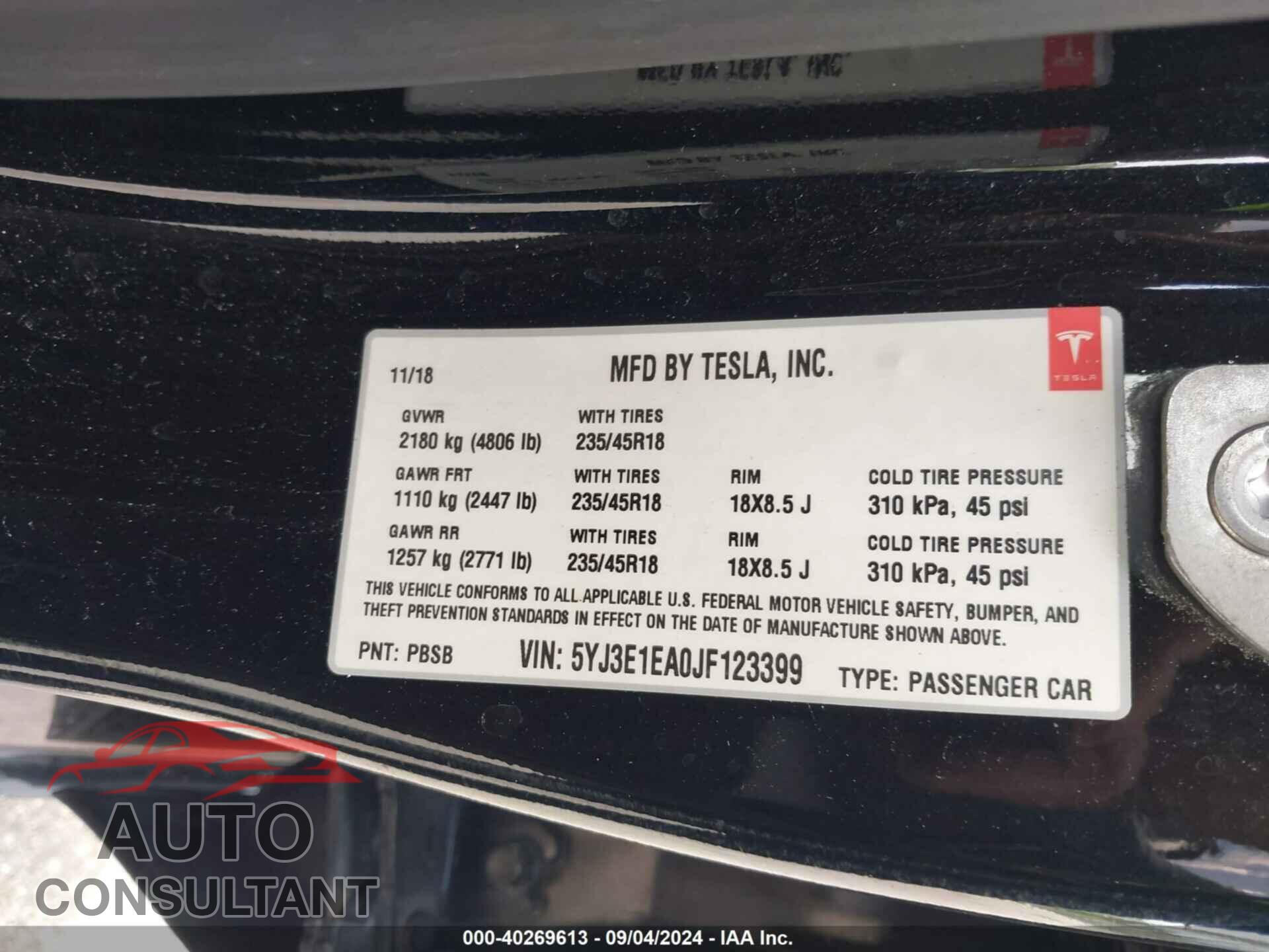 TESLA MODEL 3 2018 - 5YJ3E1EA0JF123399