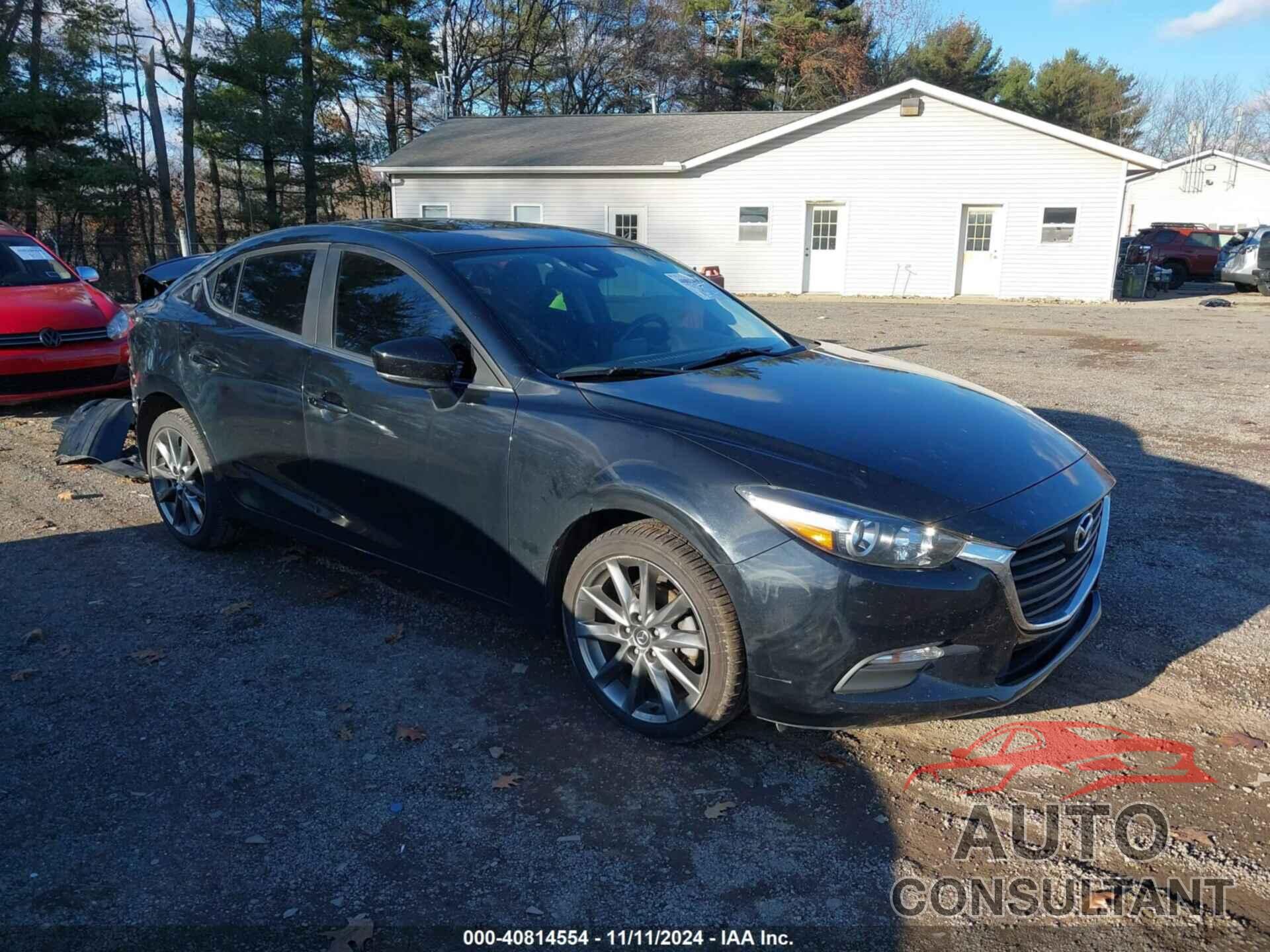 MAZDA MAZDA3 2018 - 3MZBN1V37JM169382